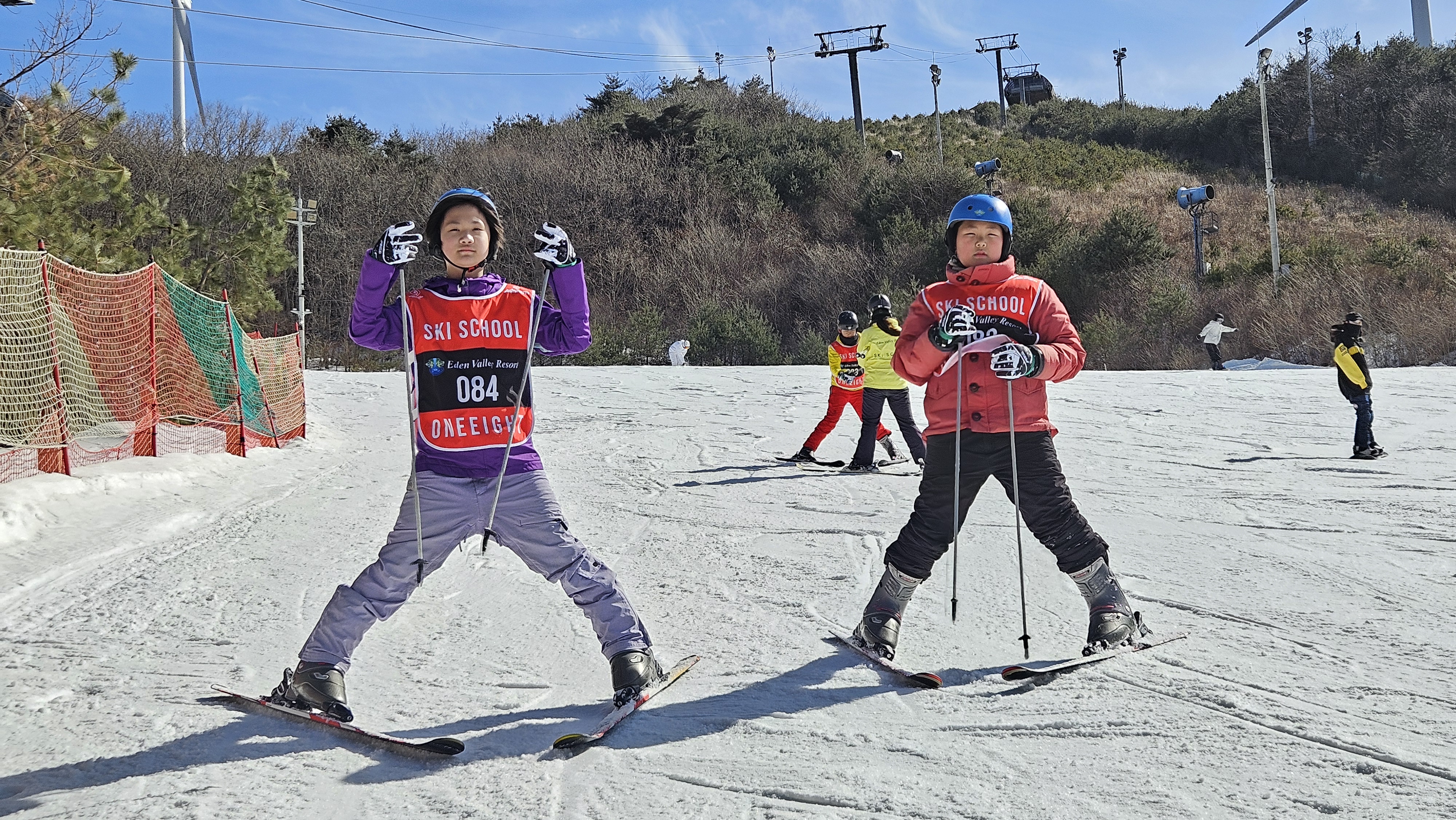 ‘하얀 설원 위 도전’ 겨울스포츠 스키 체험 운영 - 관련이미지3