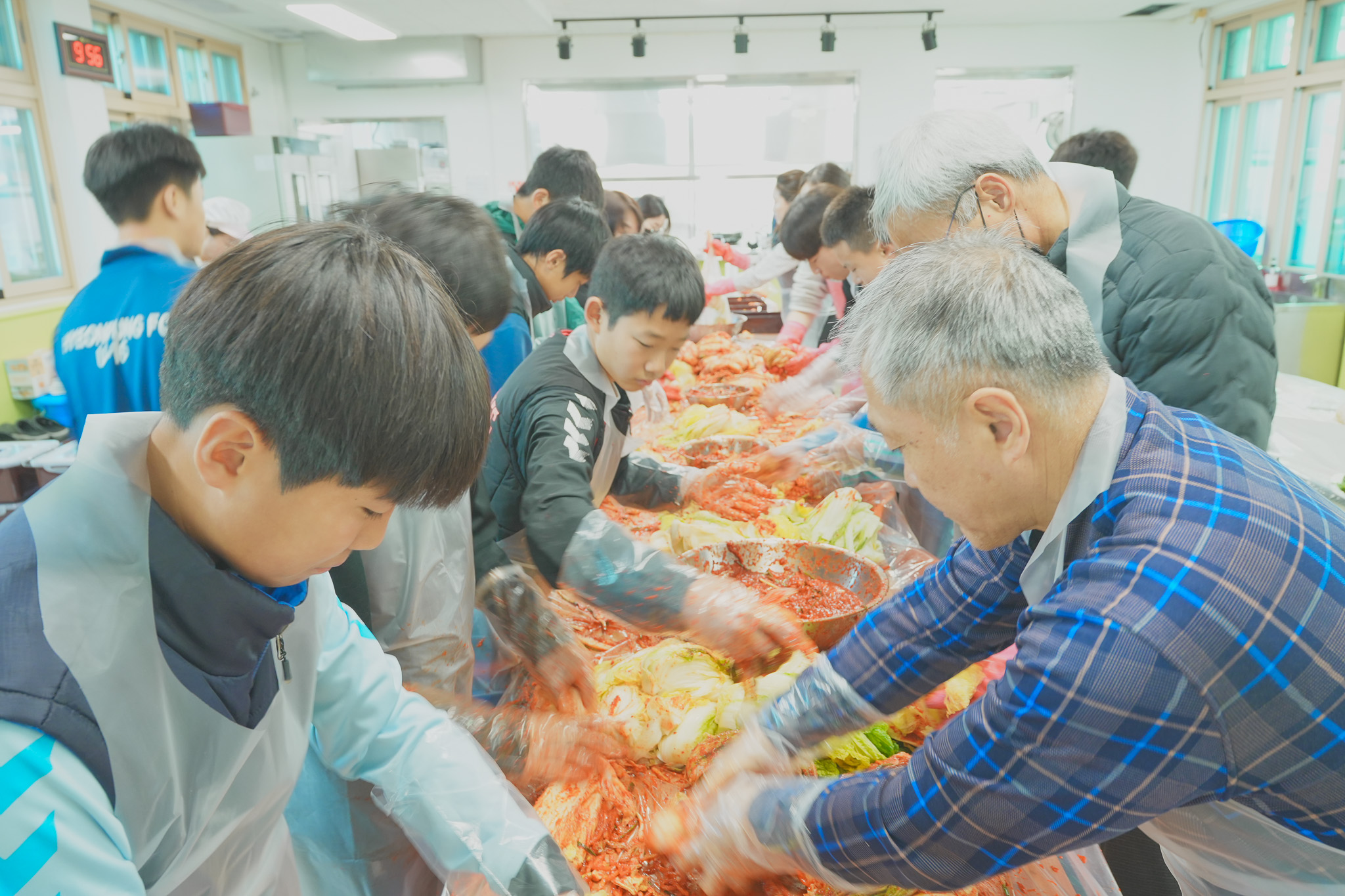 성산중학교, 행복나눔 김장으로 지역과 함께하는 공동체 교육 실천 - 관련이미지2