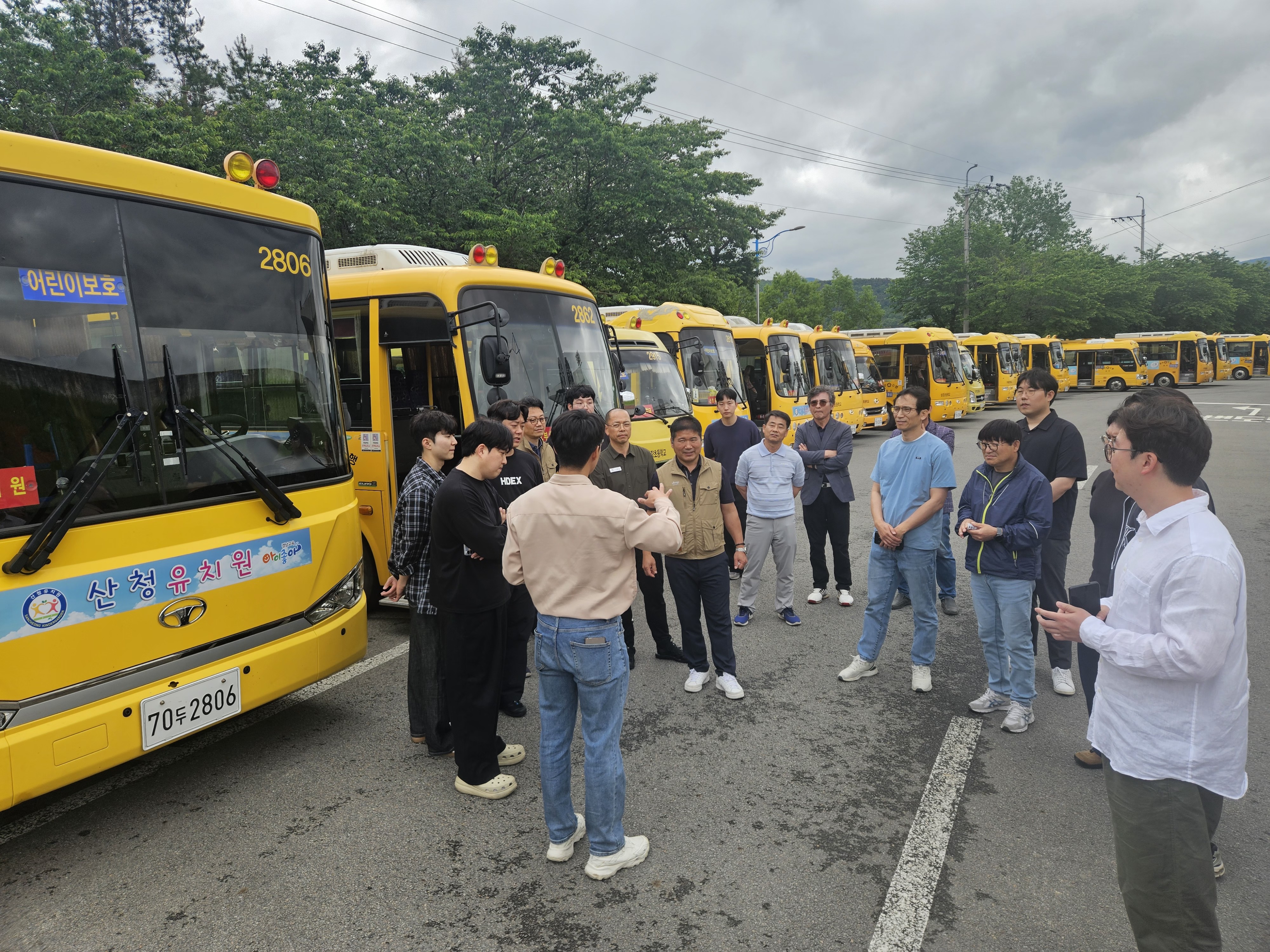 산청교육지원청·경찰서·군청·교통안전공단 합동 통학버스 안전점검 실시 - 관련이미지1