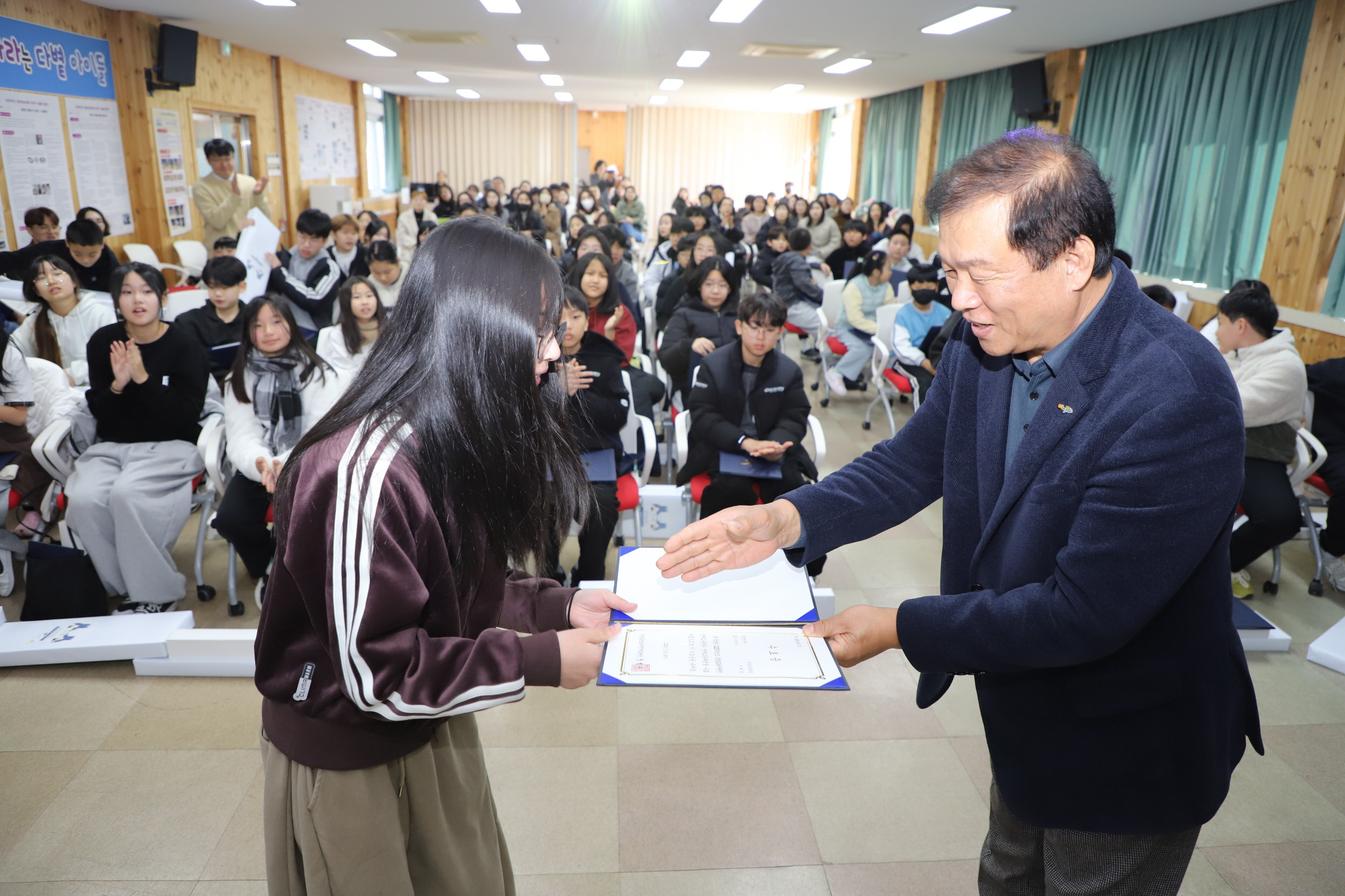 함양교육지원청 영재교육원, 2025. 산출물 발표회 및 제19기 수료식 성료 - 관련이미지2