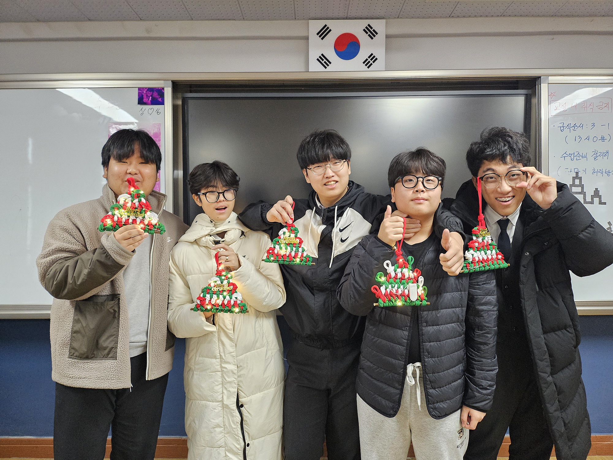 경남전자고, ‘청소년비즈쿨’ 활동 수익금 기부로 배려 실천 - 관련이미지3