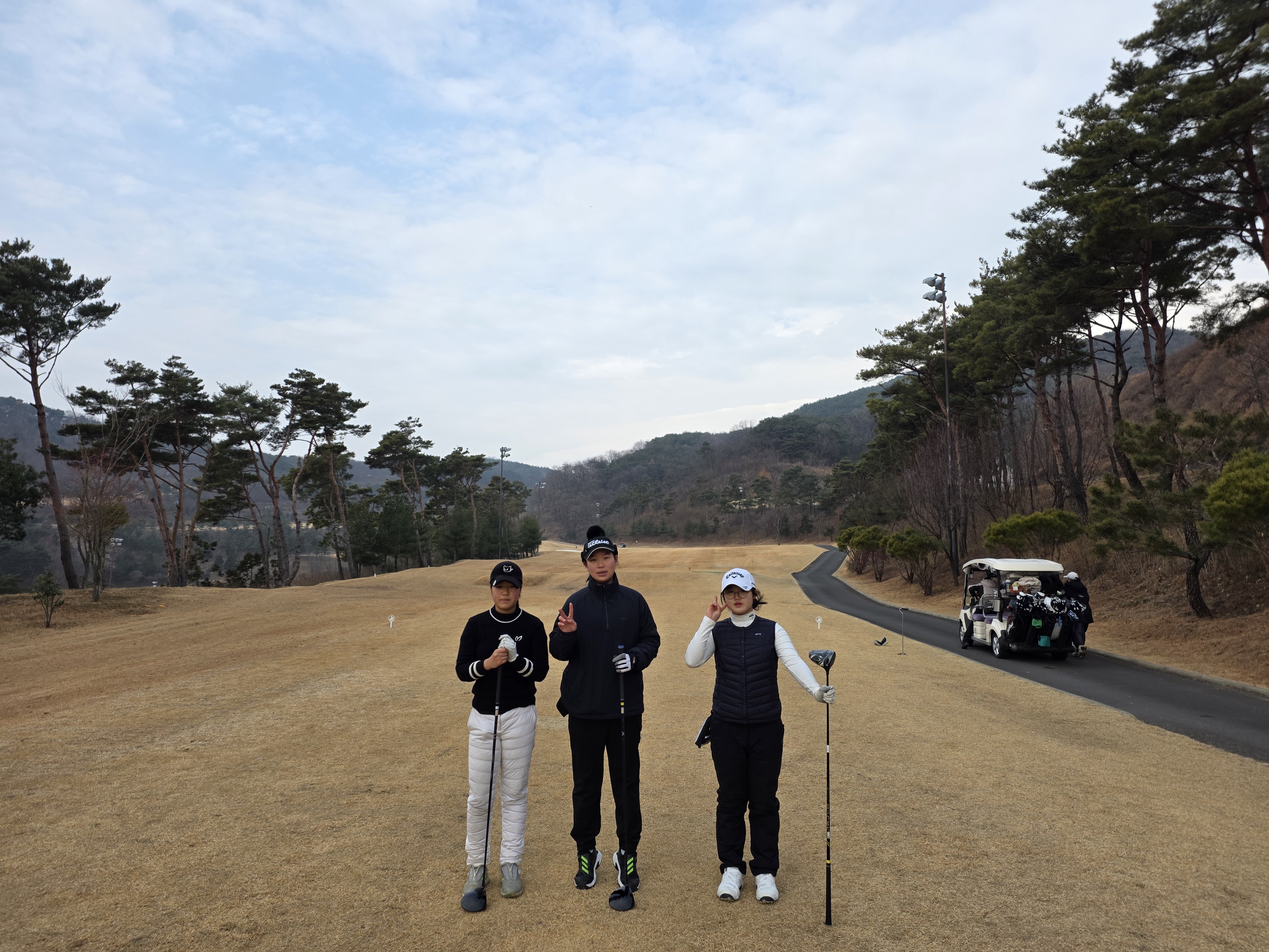 지정중, 골프로 성장의 스윙을 그리다 - 관련이미지3