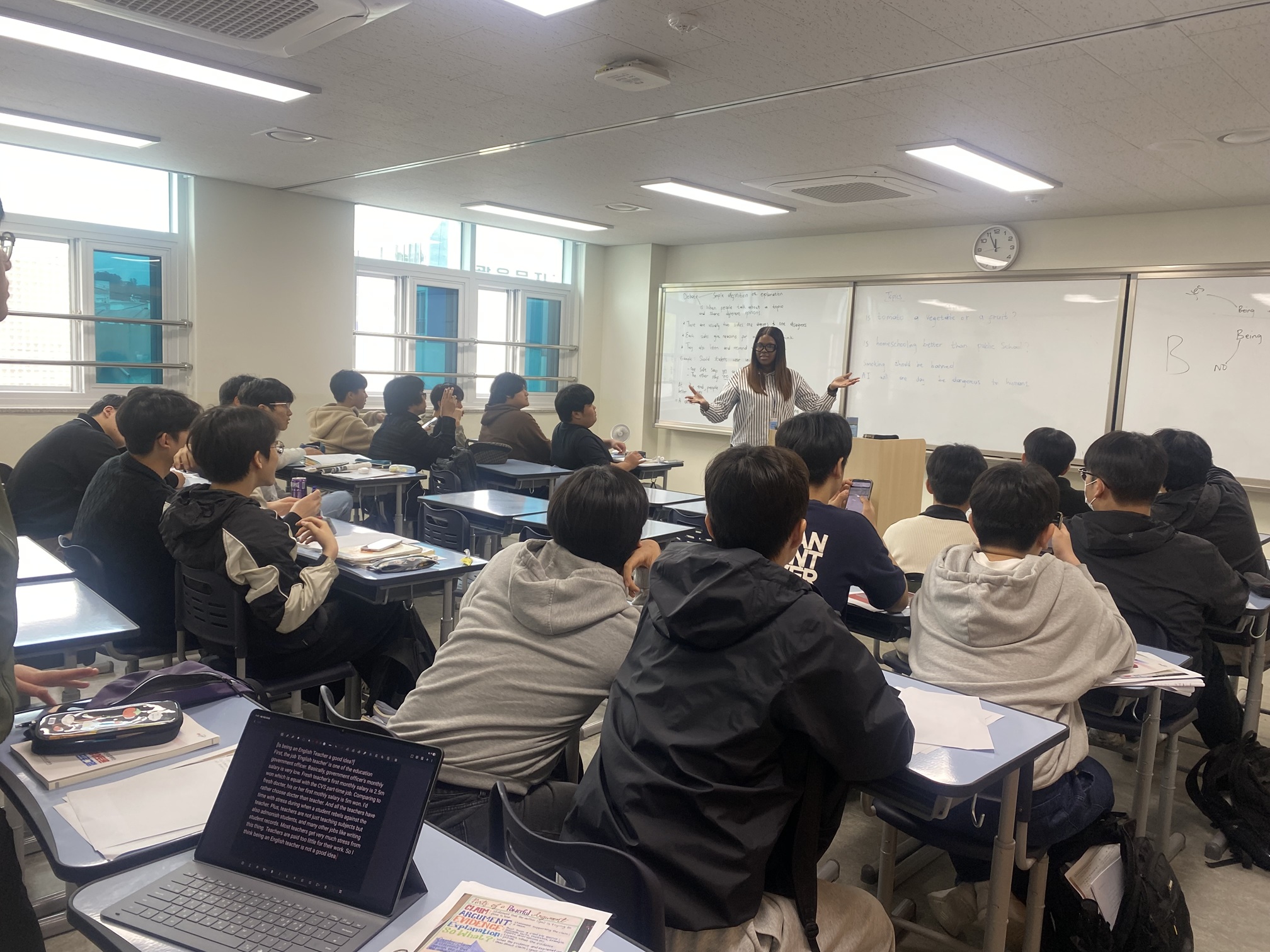 통영고, 원어민과 함께하는 ‘고교 영어토론 프로그램’ 본격 시동 - 관련이미지1