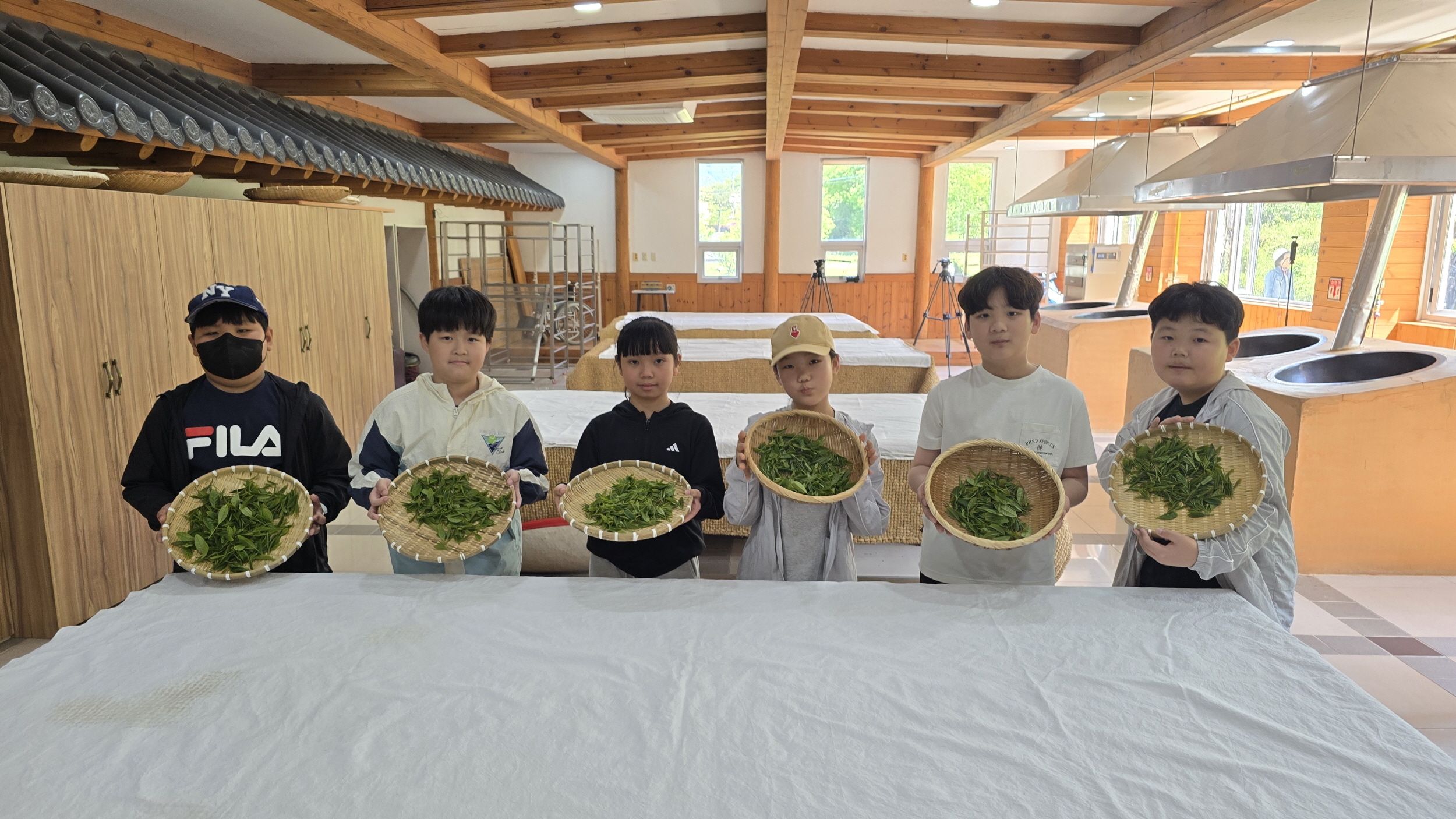 고전초, 지리산 향기를 담은 찻잔 속 다례로 만나는 힐링의 시간 - 관련이미지2