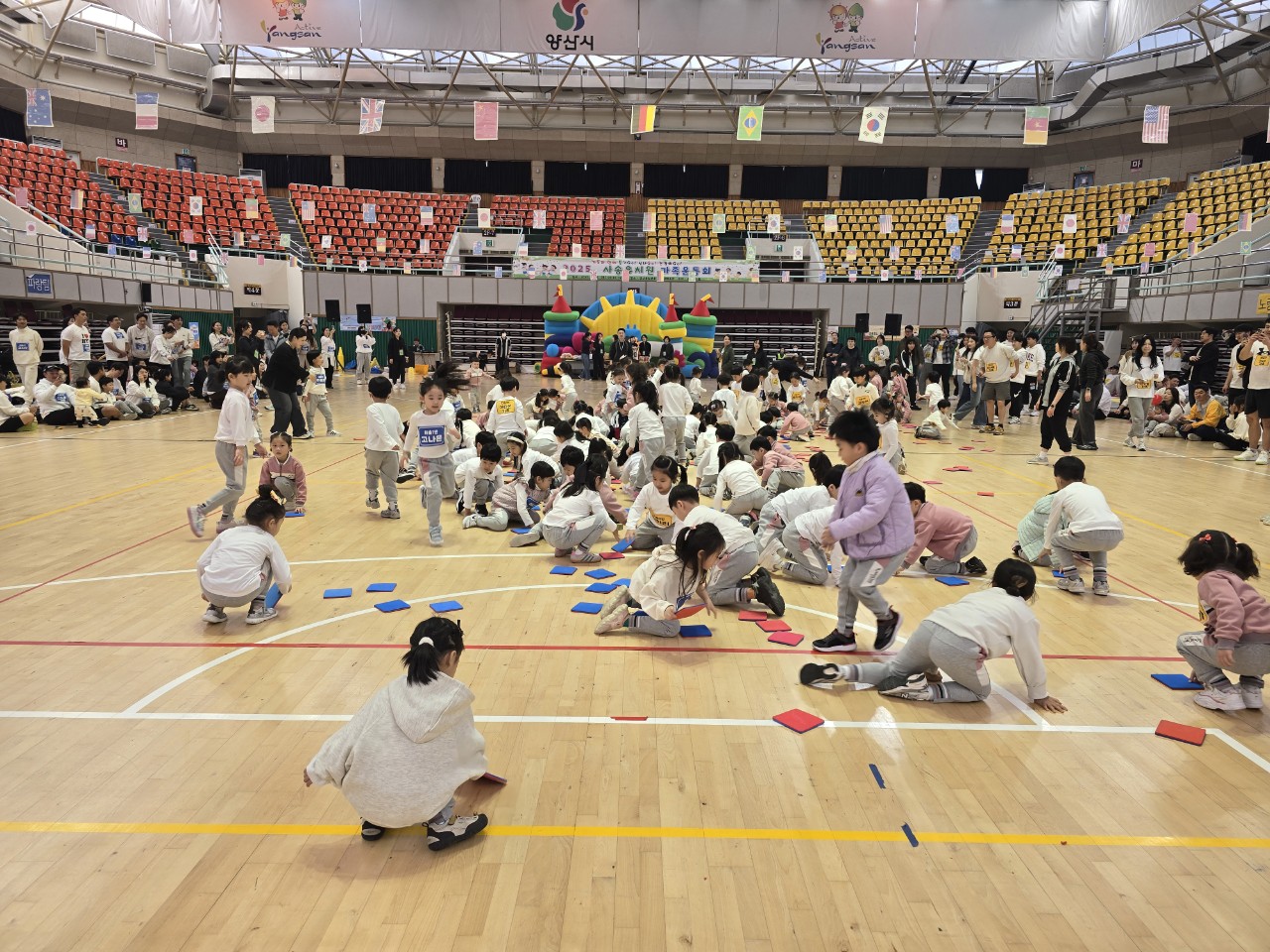 사송유치원, 가족이 함께하는 ‘사송유치원 가족운동회’ 개최 - 관련이미지3