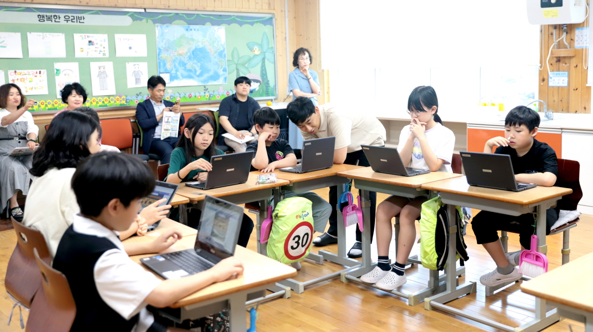 횡천초, 2025년 미래교육 우수학교 교육감 표창 수상 - 관련이미지2