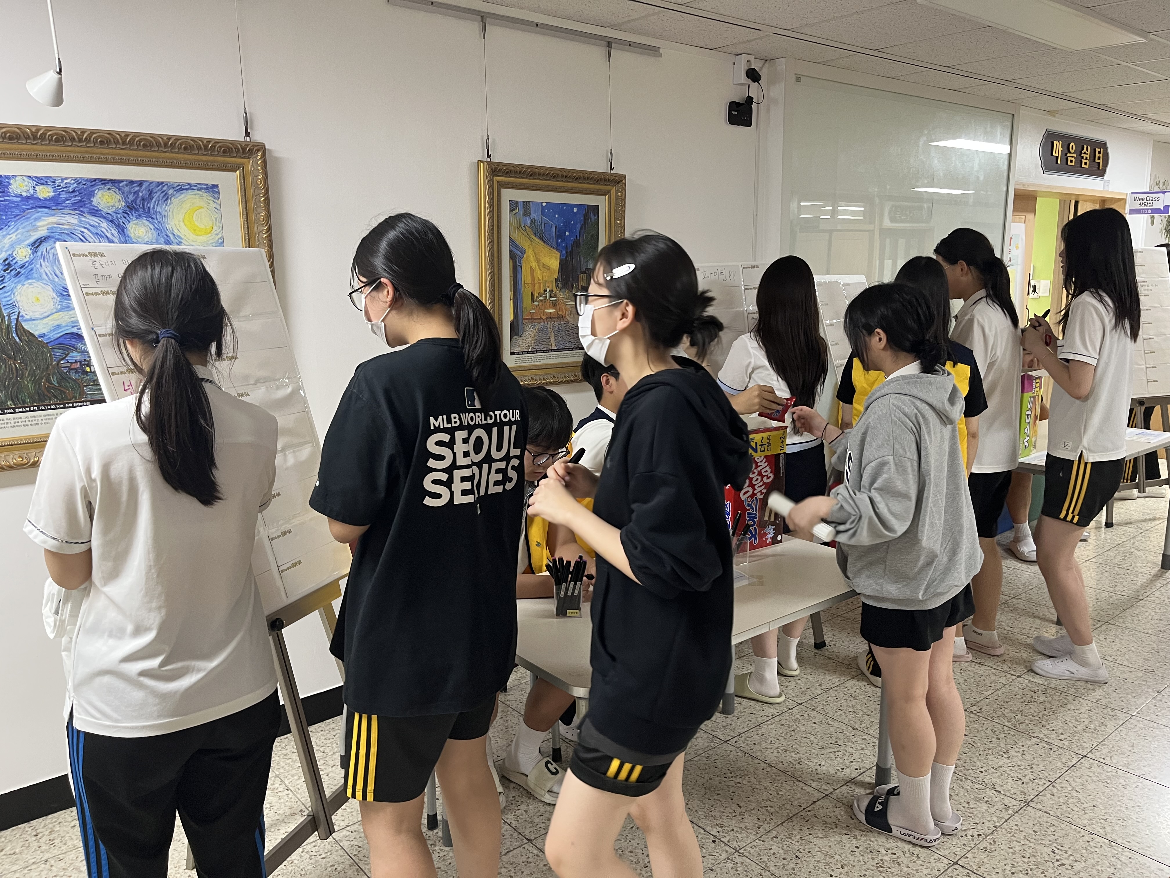 창원토월고, 생명존중교육 주간 맞아 ‘생명의 복도’ 조성! - 관련이미지3