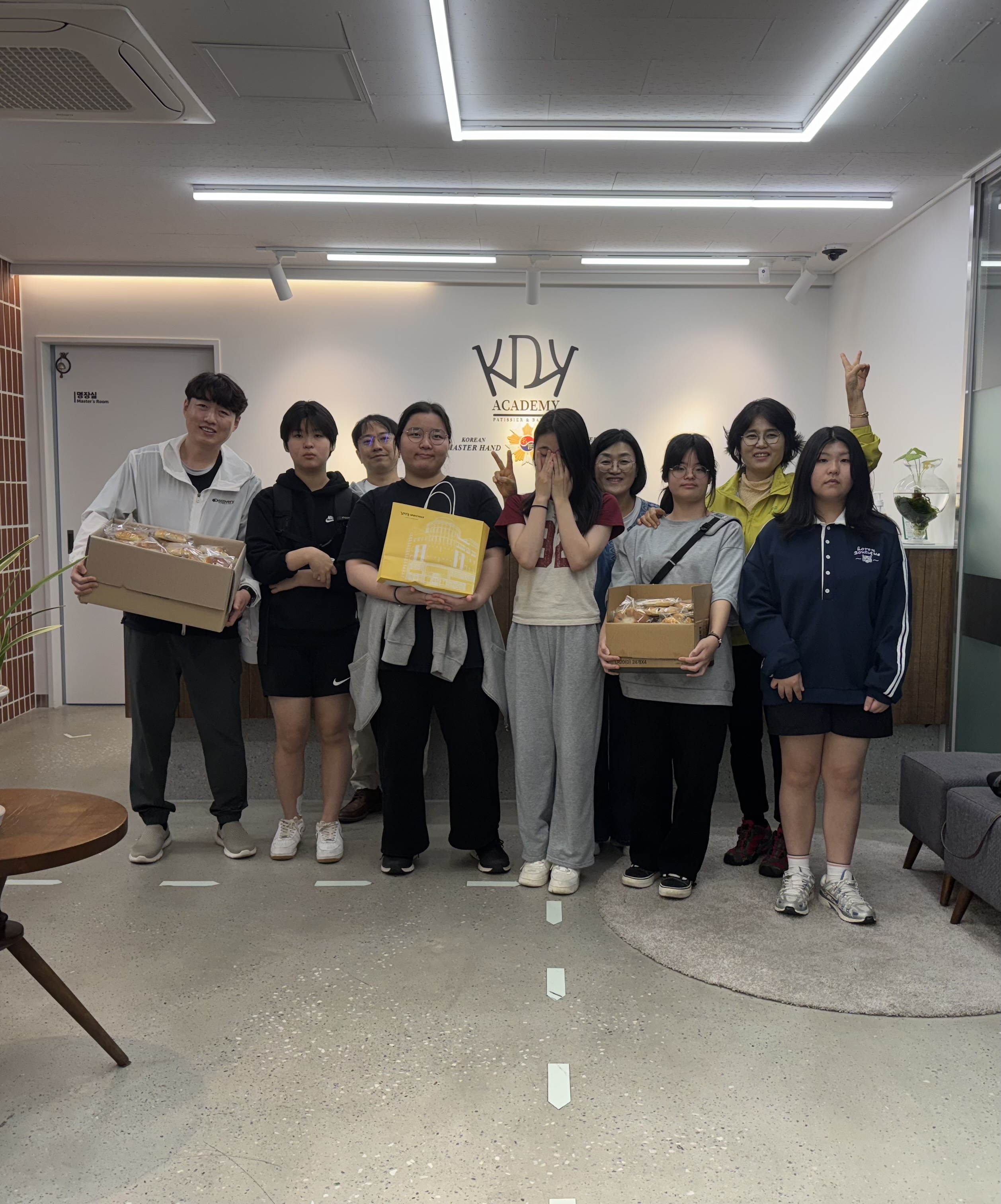 경상남도교육청 낙동강학생교육원, 가정의 달 맞아 따뜻한 봉사활동 펼쳐  - 관련이미지1