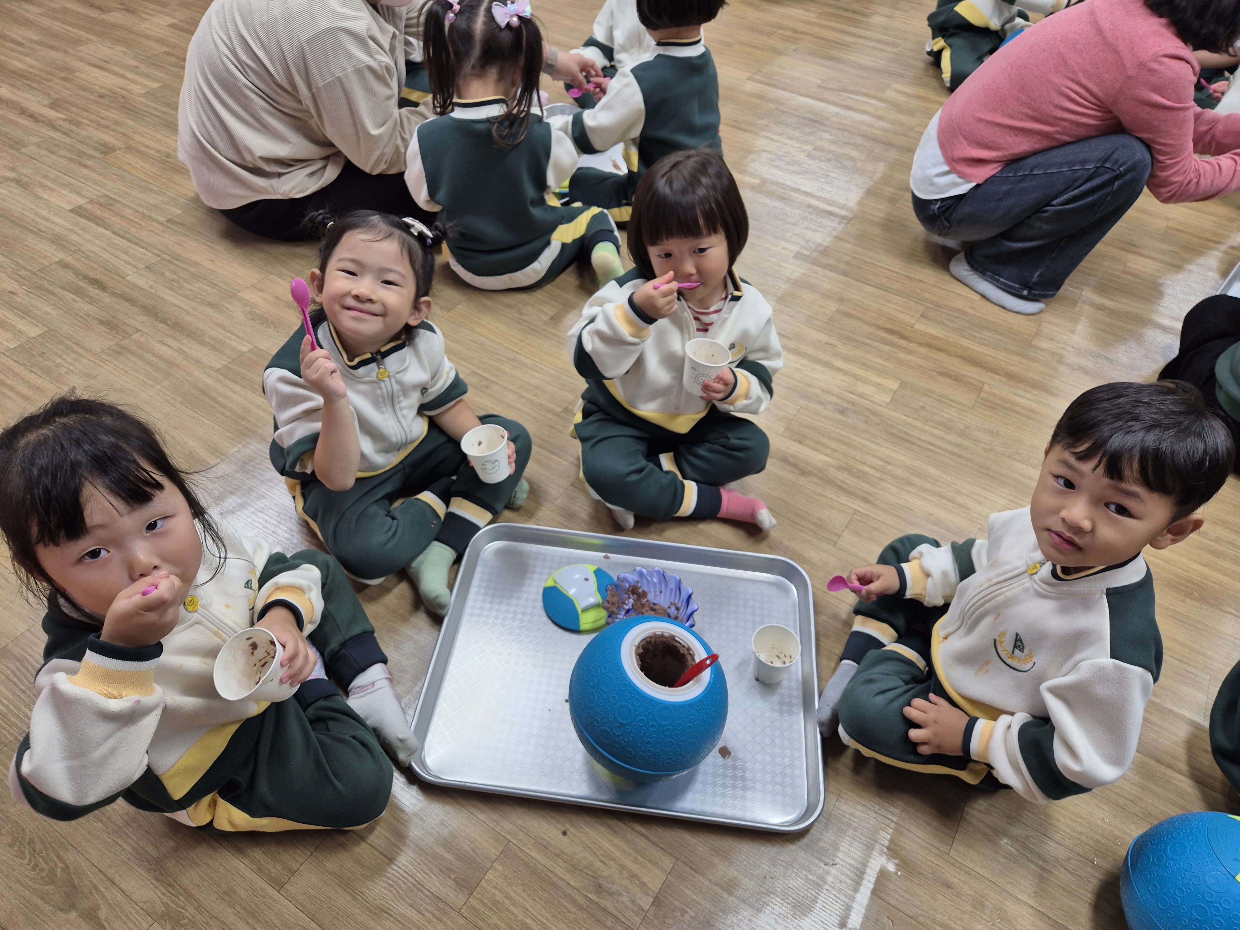진해유치원, 맛있고 신나는 체험학습 다녀왔어요. - 관련이미지3
