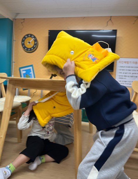 팔룡초병설유치원, 안전체험교실 운영 - 관련이미지3