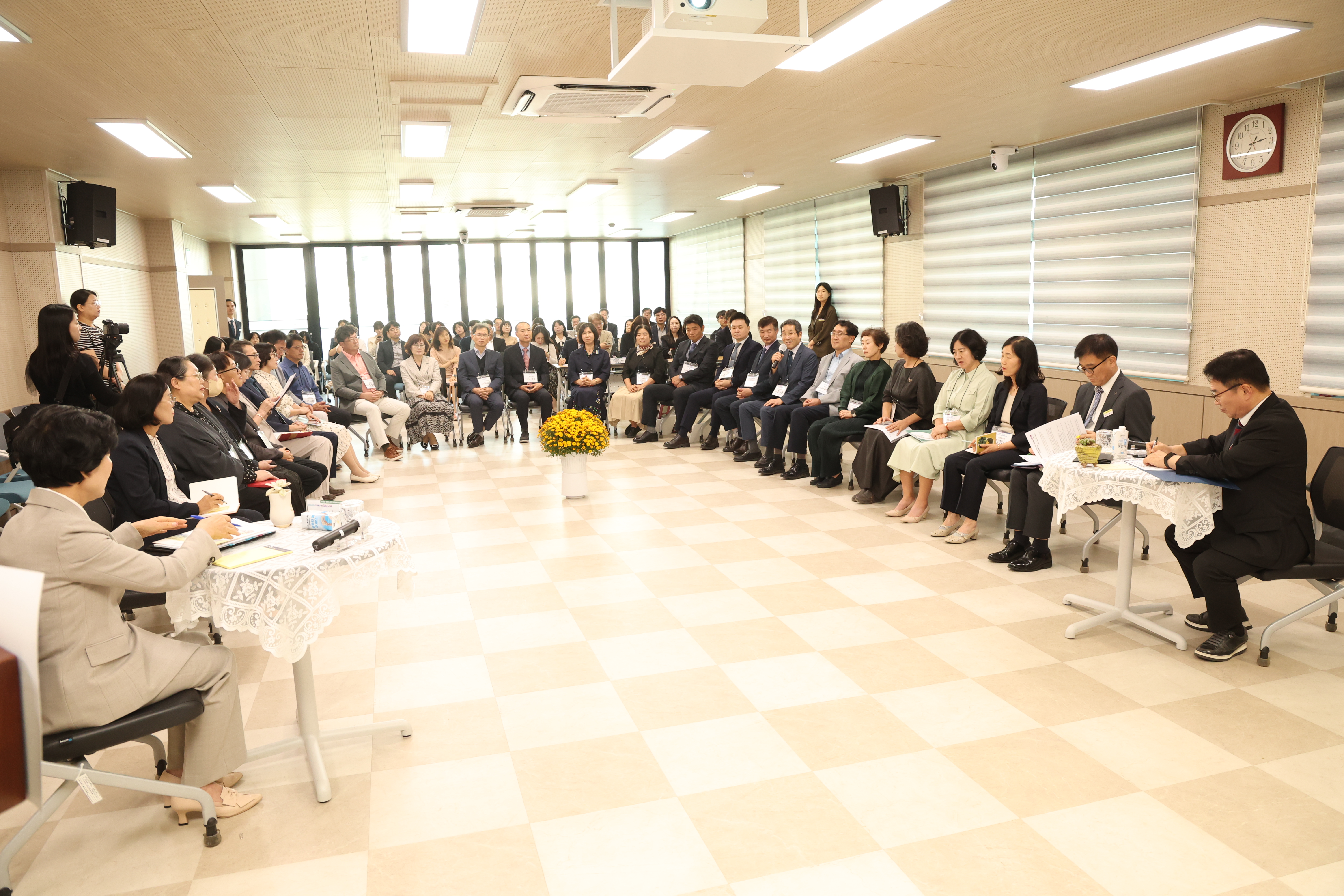 권순기 교육감, 취임 100일 첫 현장 행보로 의령 찾아 - 관련이미지3