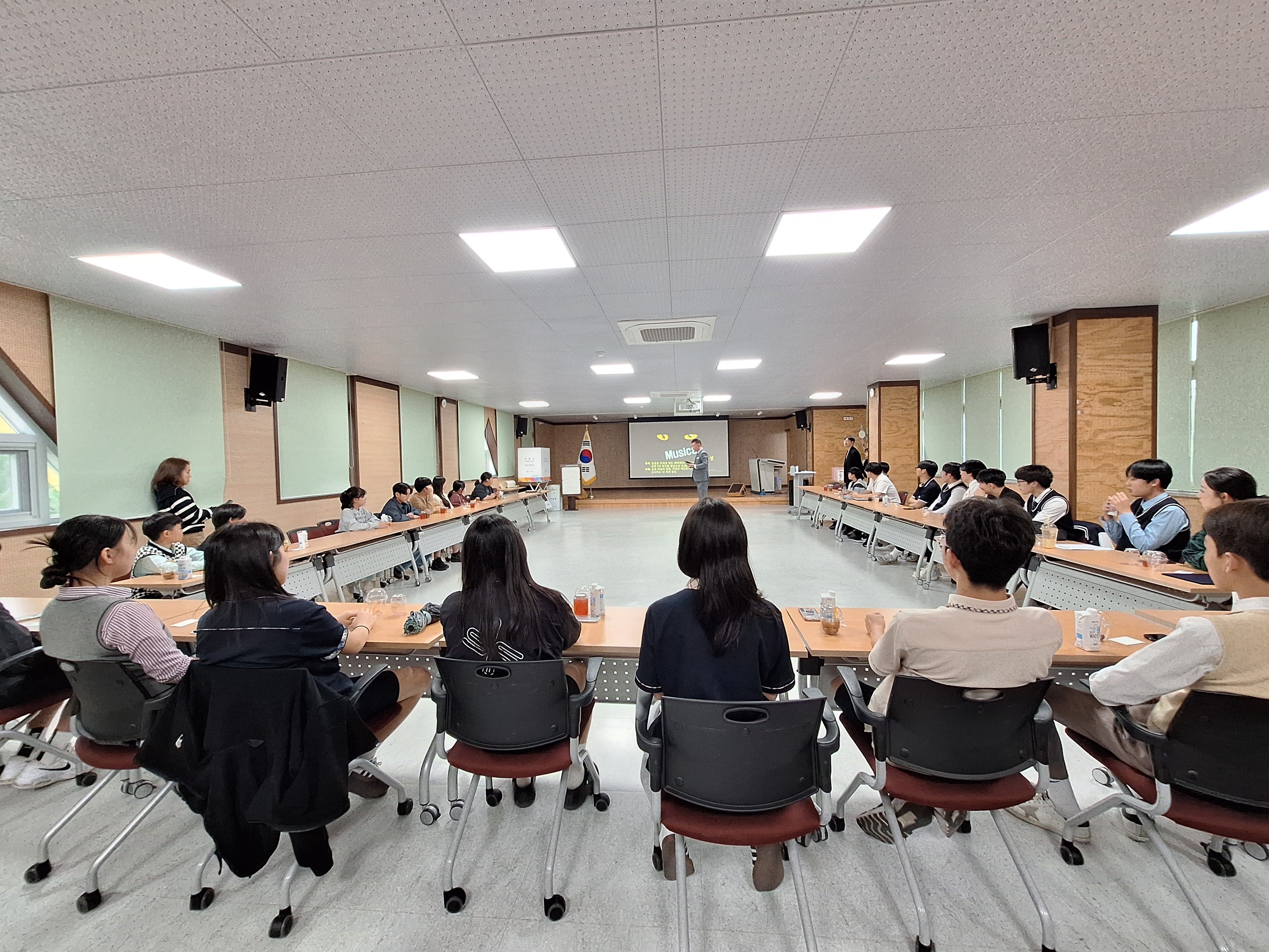 창녕교육지원청, 학생의회 의장단 '럭키비키 청렴리더’교육  - 관련이미지1