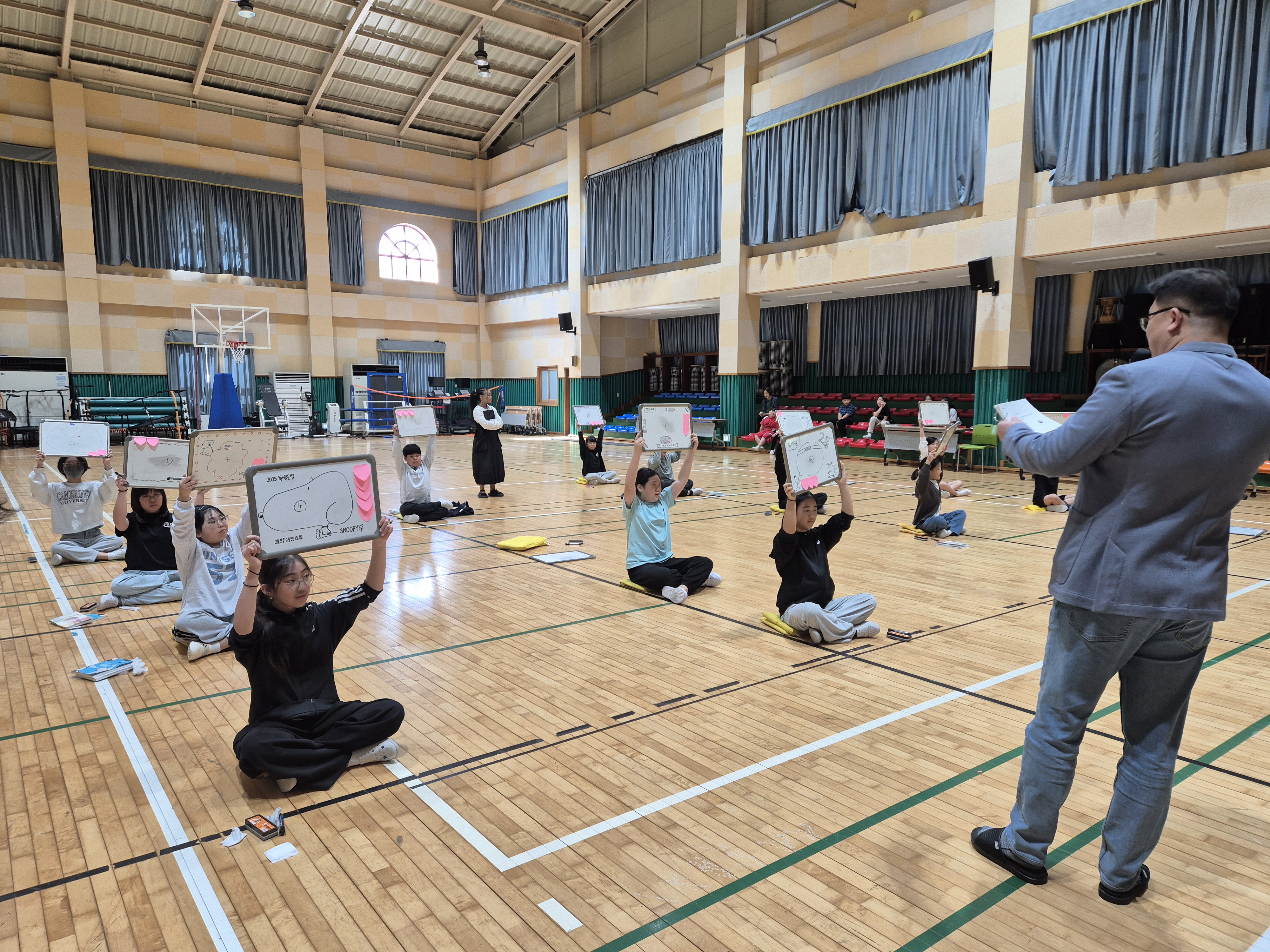 고전초, 10월 책과 함께 하는 북(book) 체험활동 - 관련이미지2