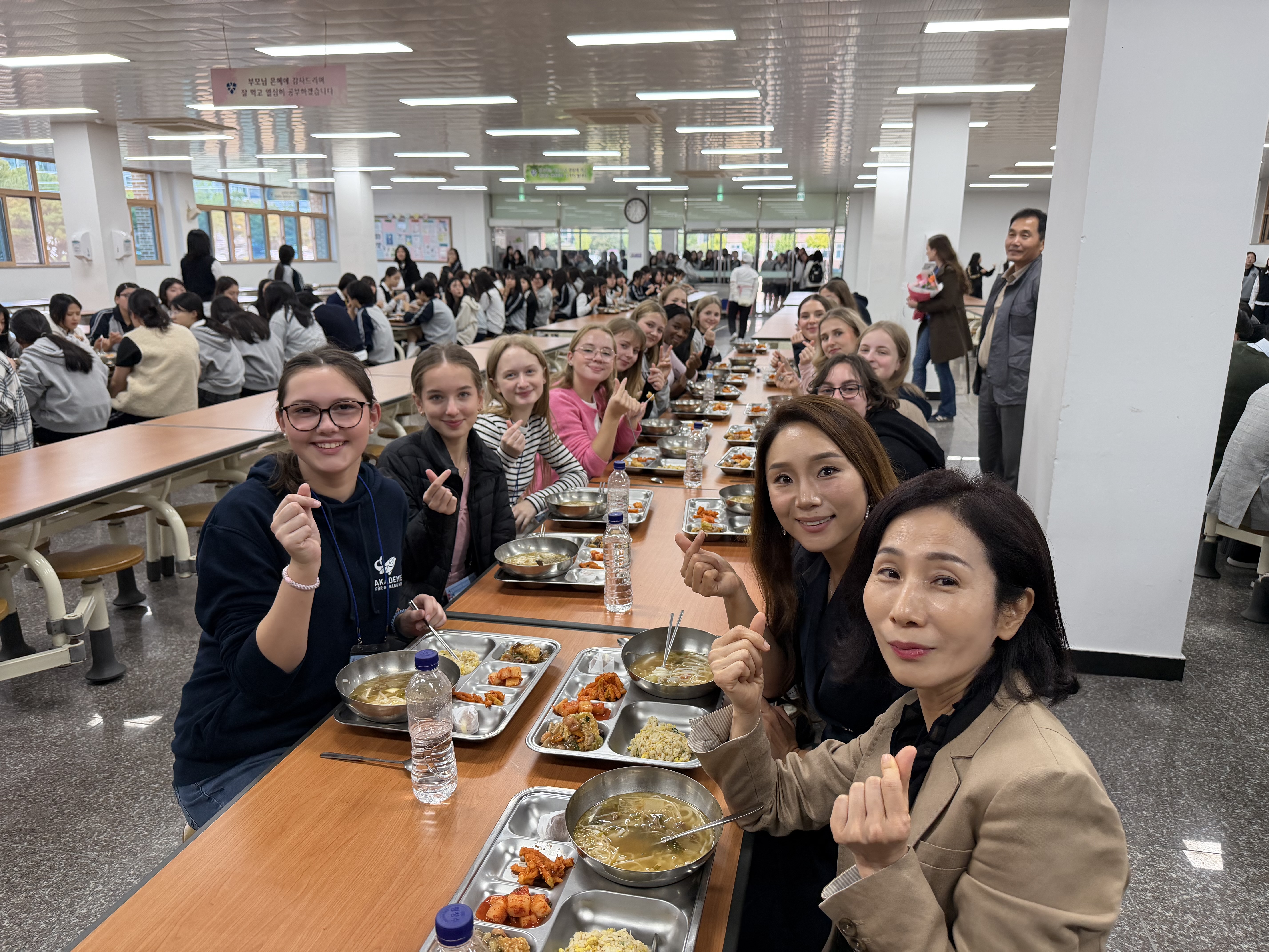 삼현여중 31회 졸업생 정나래 지휘자,  후배들에게 꿈과 도전의 메시지를 전하다. - 관련이미지4