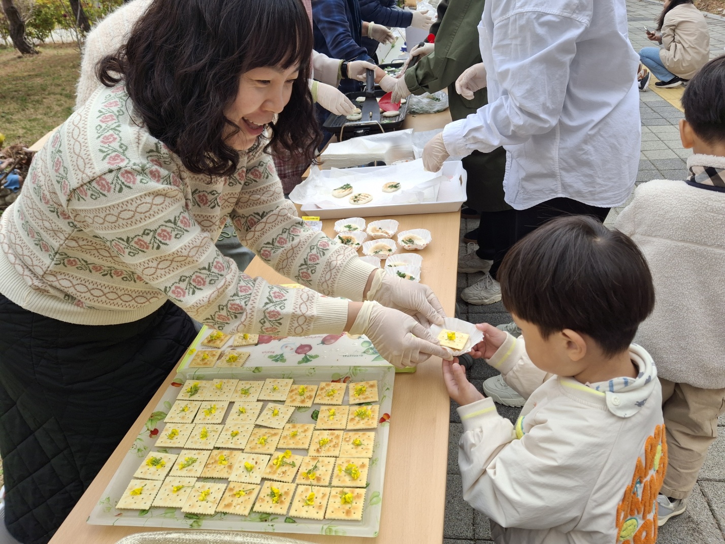 장유유치원, 봄꽃으로 봄을 먹었어요. - 관련이미지1
