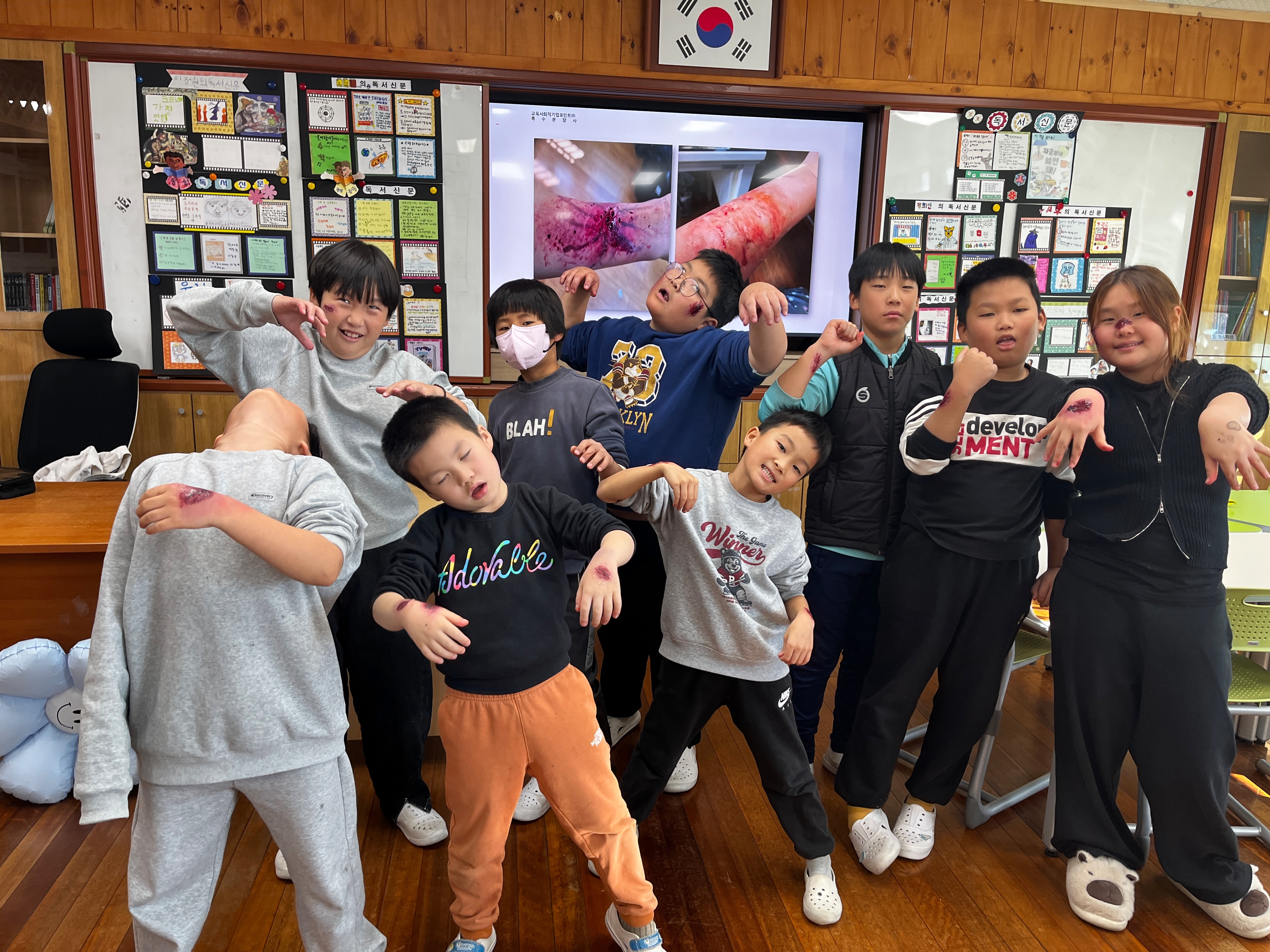 꿈을 키우는 특별한 하루! 가회초, 유·초 합동 찾아오는 진로체험학습 운영  - 관련이미지2