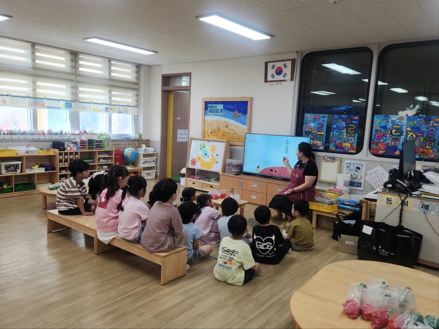 감계초등학교병설유치원, 여름방학 돌봄 속 특별한 자연체험 ‘테라리움 만들기’운영 - 관련이미지3