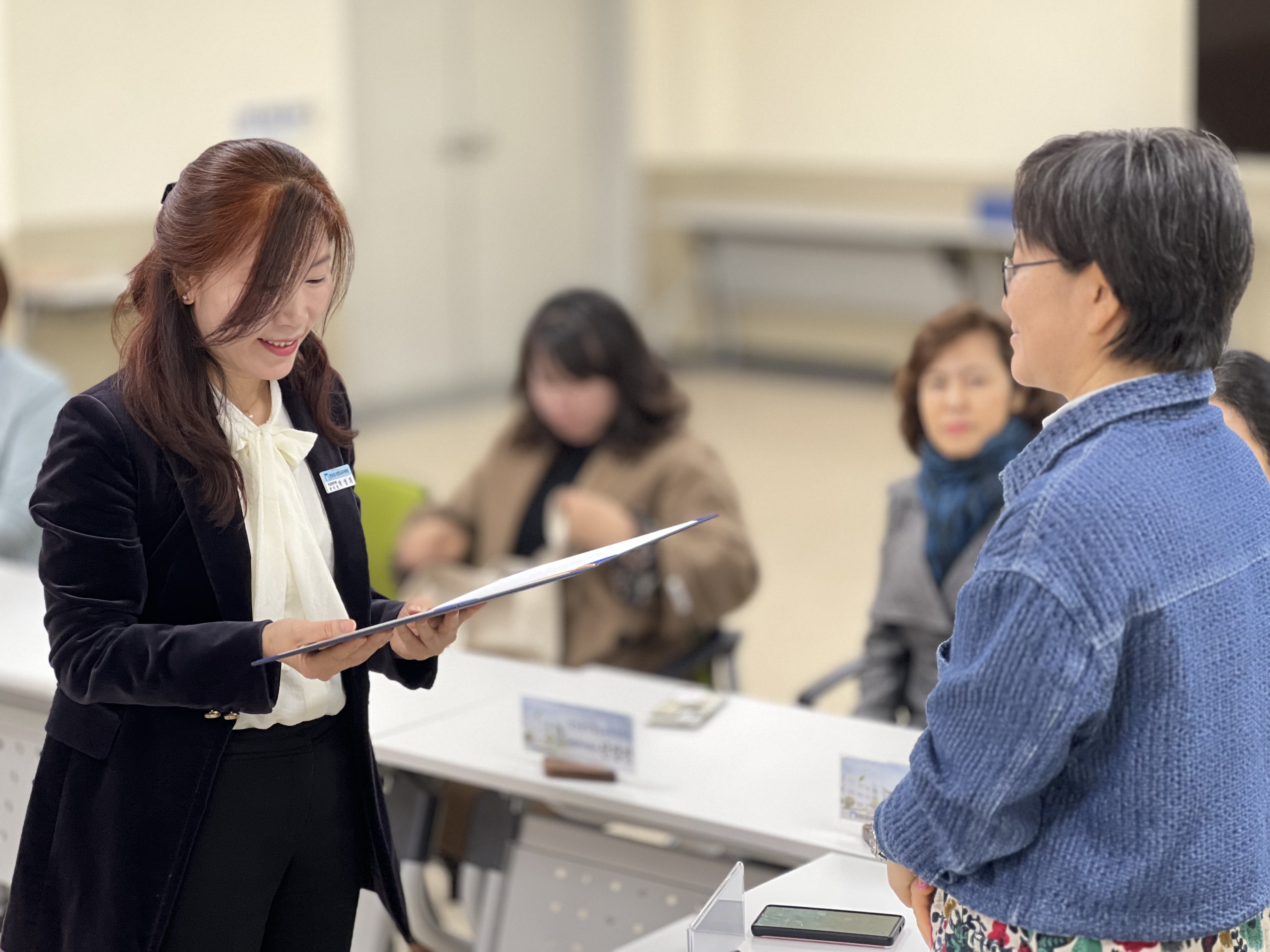밀양교육지원청, 학교폭력의 교육적 해결을 위한 관계회복지원단 위촉식 개최 - 관련이미지2
