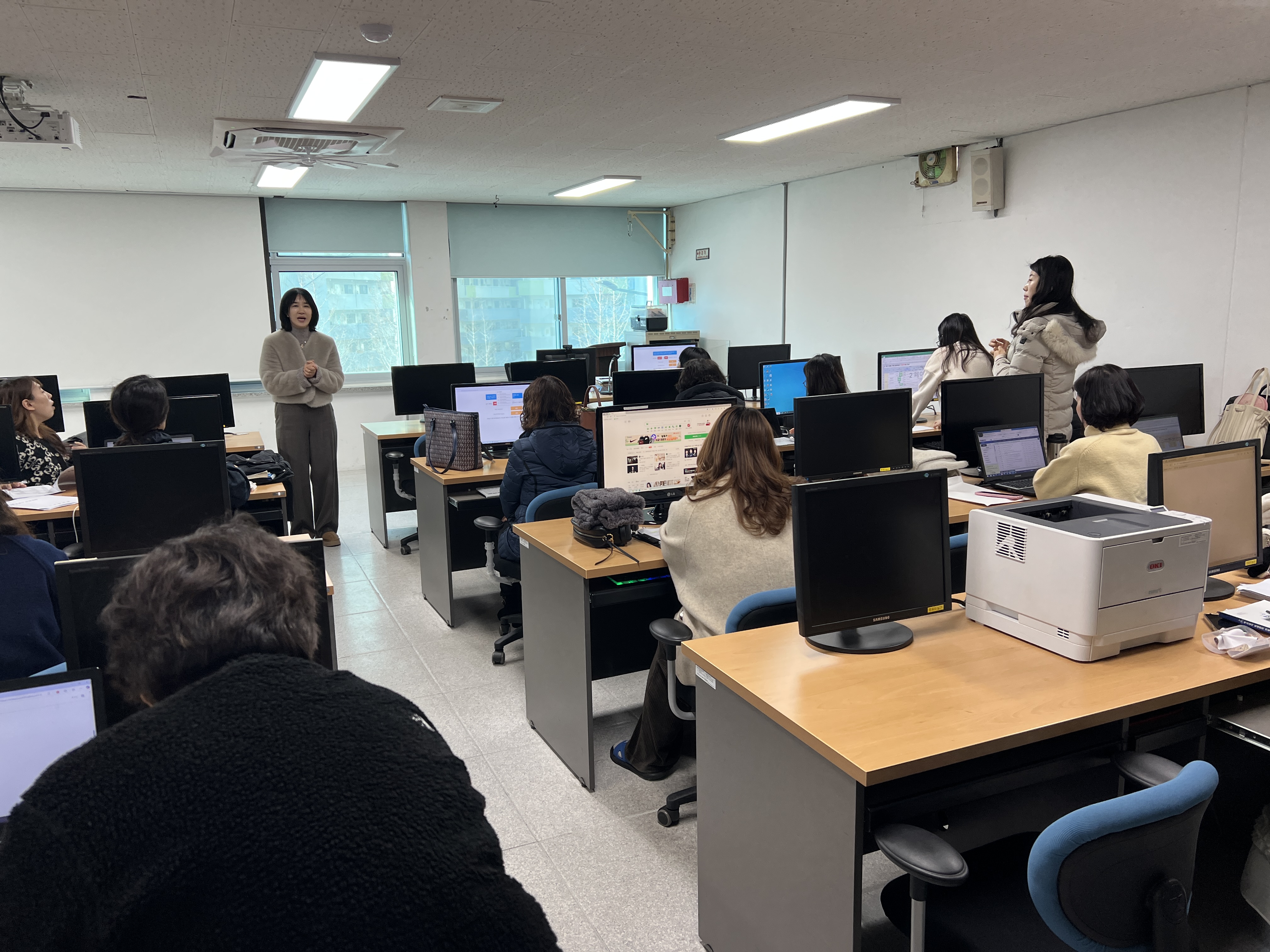 거창교육지원청, ’25학년도 학교급식 운영계획 수립 협의회 실시 - 학교급식 전문가 32명이 합심하여‘2025학년도 급식 운영 알차게 준비’ - 관련이미지1