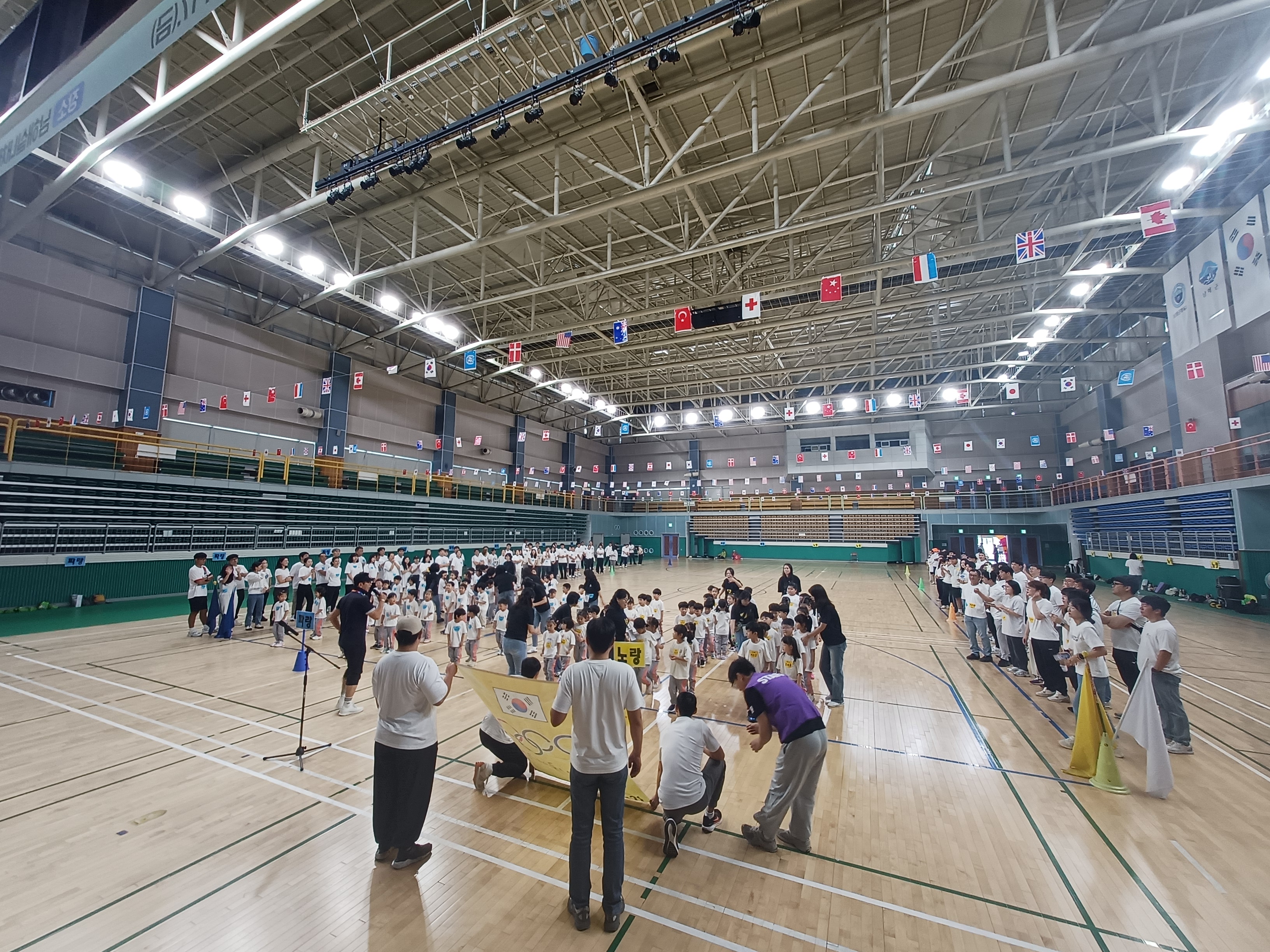 2025. 힘껏! 맘껏! 즐기자! 한마당 가족운동회 실시 - 관련이미지2