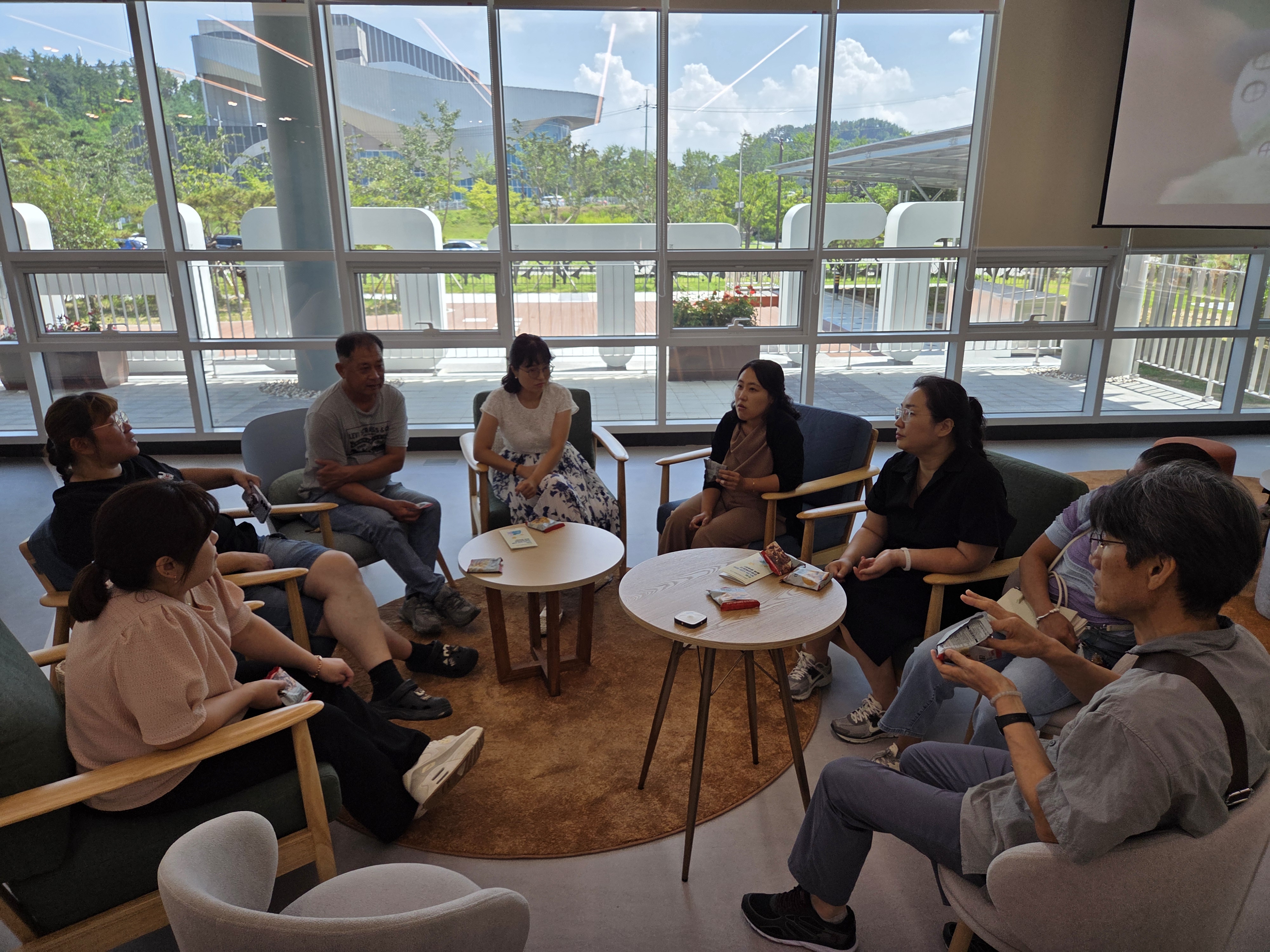 산내남명초 학부모회, 경상남도교육청 진로교육원 연수 실시 - 부모의 배움이 자녀의 진로를 밝히다. - 관련이미지2