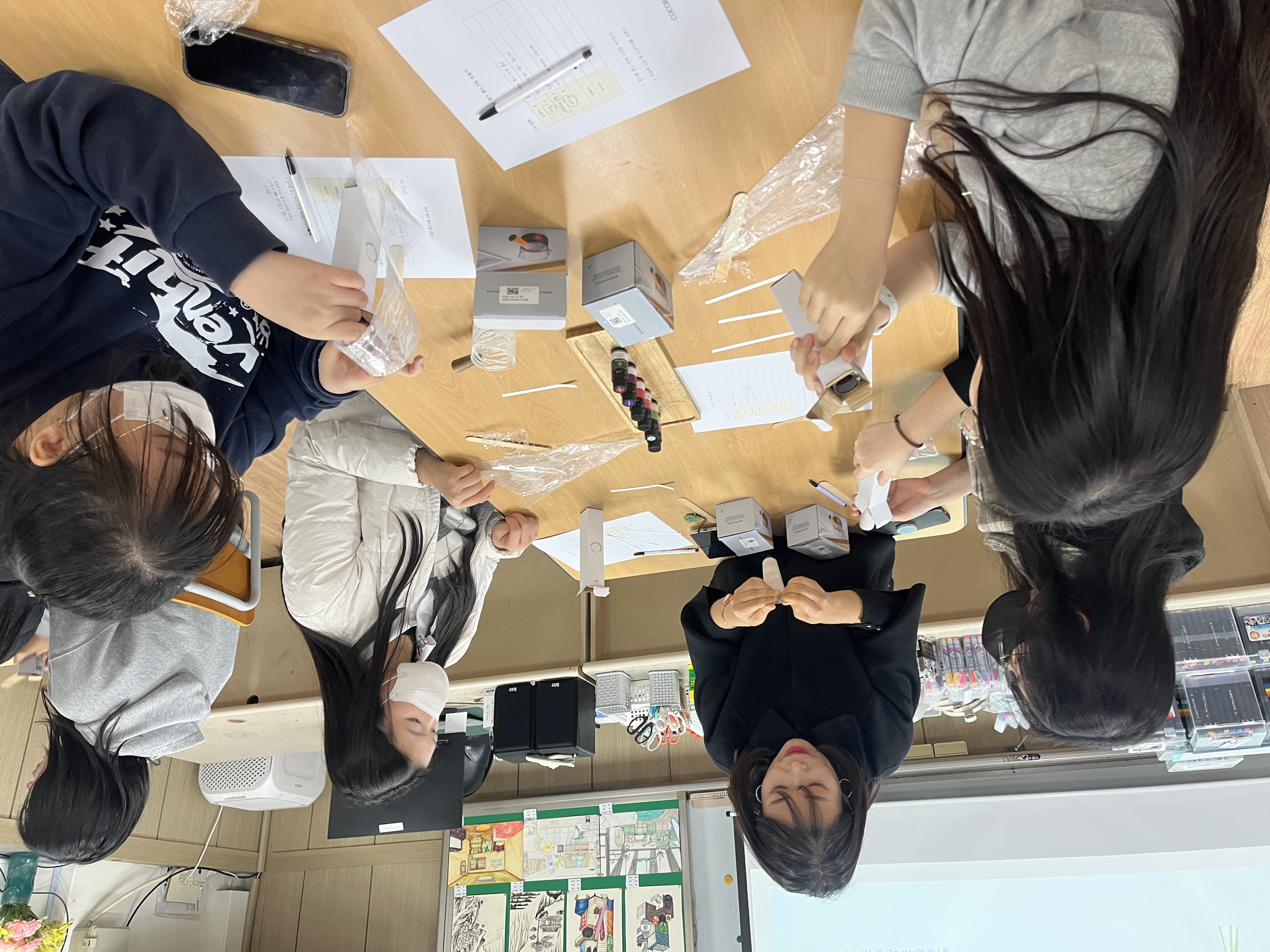 밀양여중,‘지구를 위한 향기’ 비건 화장품 만들기 - 관련이미지1