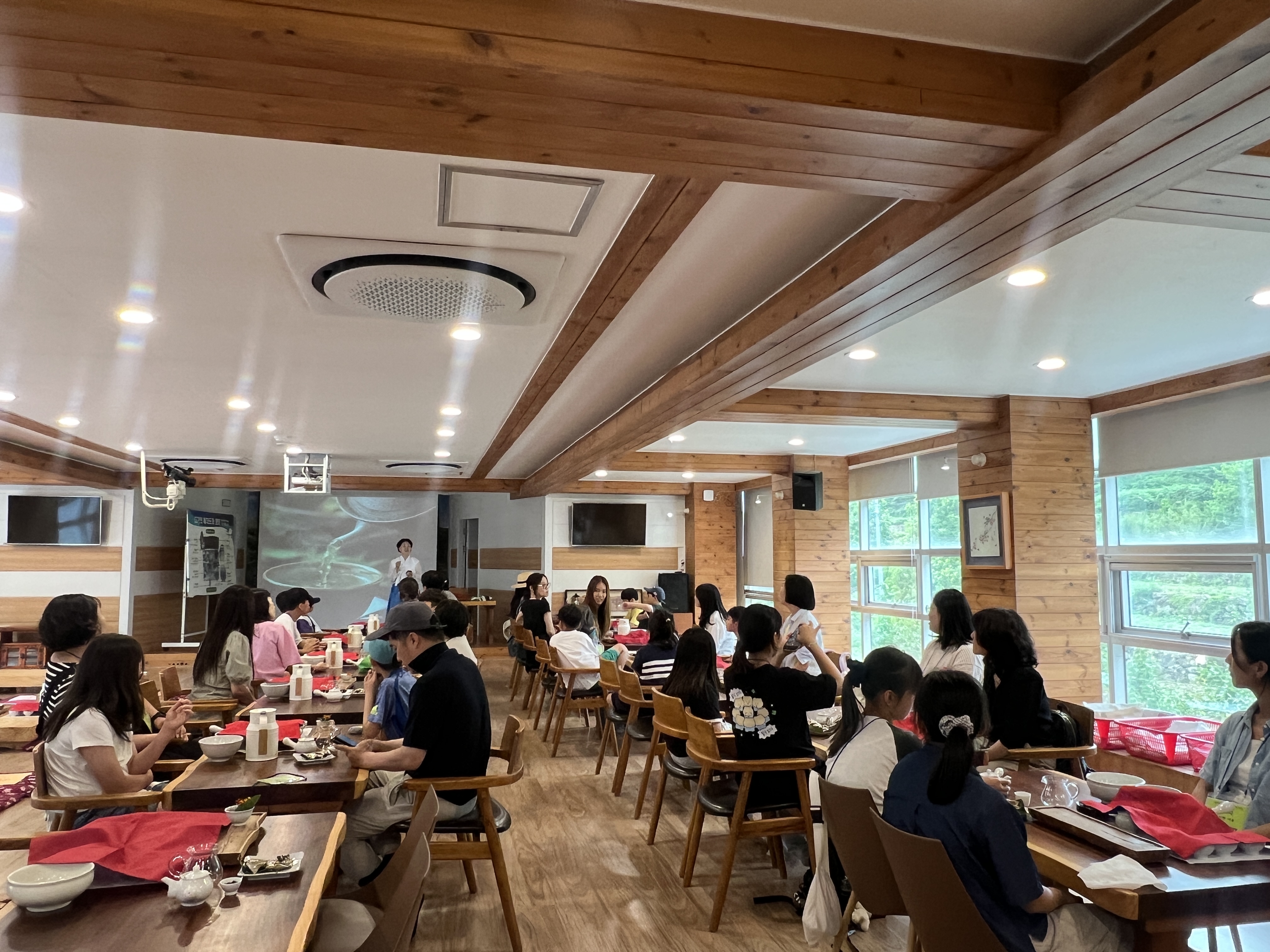 거제교육지원청,‘케이블카 타고 차향 속으로’가족체험 운영 - 관련이미지2