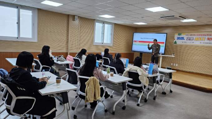 2025. 자녀와 함께 “미리 엿보는 우리 아이 학교생활” 프로그램 운영  - 관련이미지1