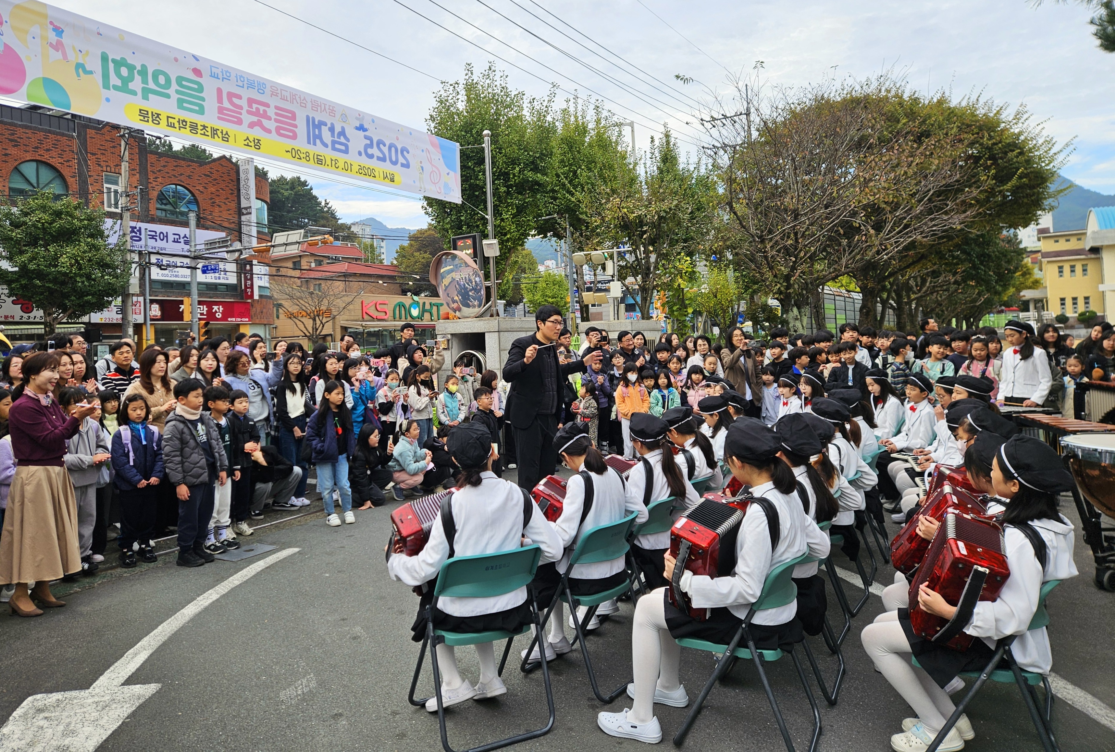 삼계초 합주부, 가을 아침 음악으로 물들이다. - 관련이미지1