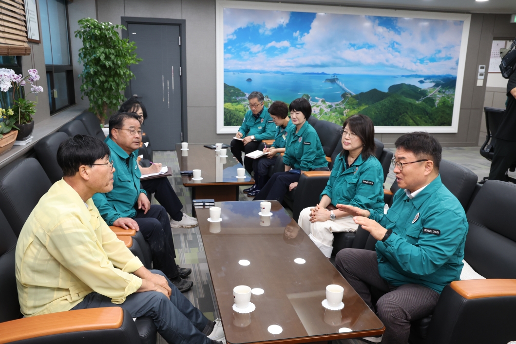 권순기 경남교육감, 집중호우 피해 학교 긴급 현장 점검 - 관련이미지3