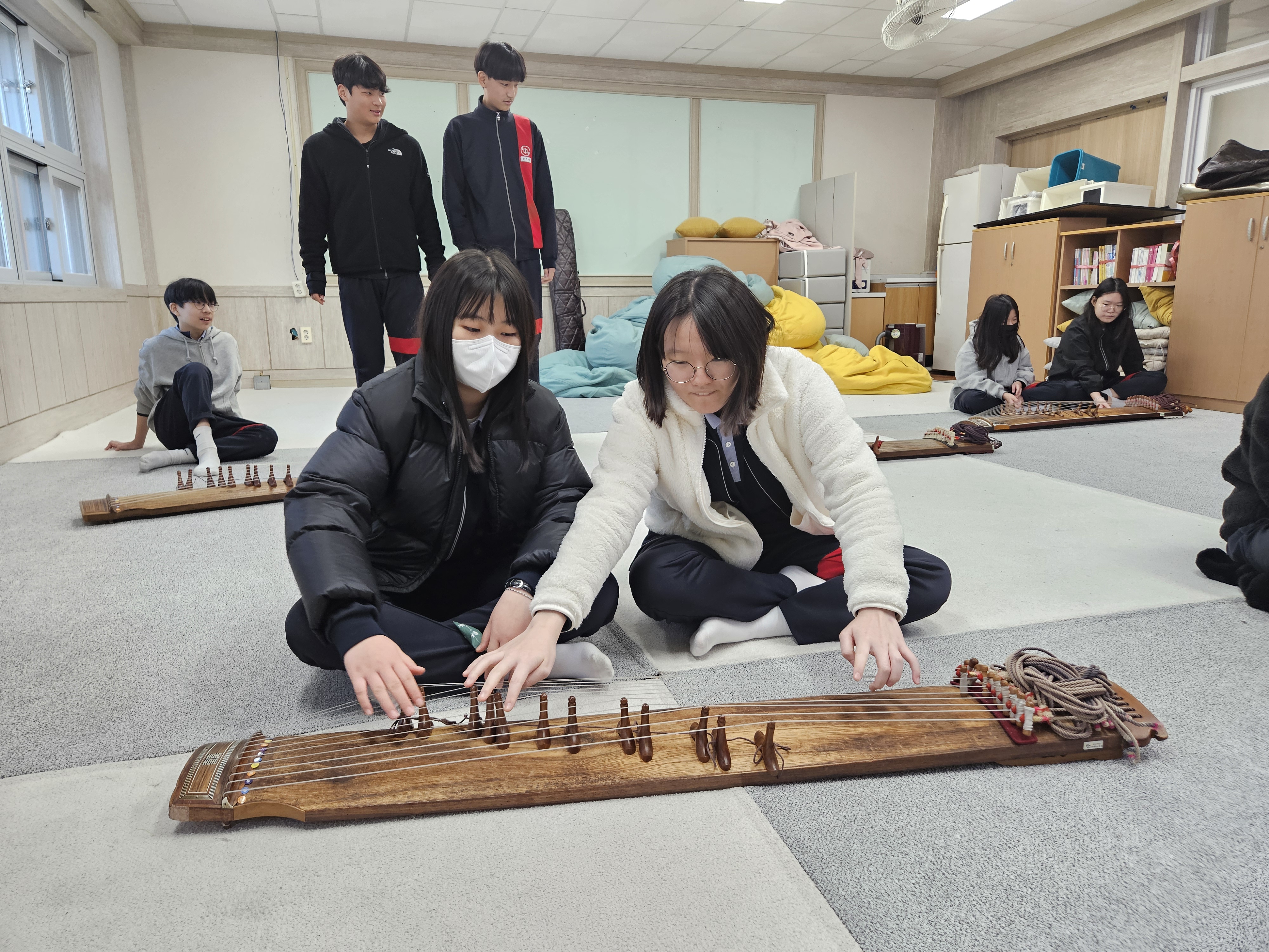  신어중, 김해전통예술로 학생정서회복 - 관련이미지3