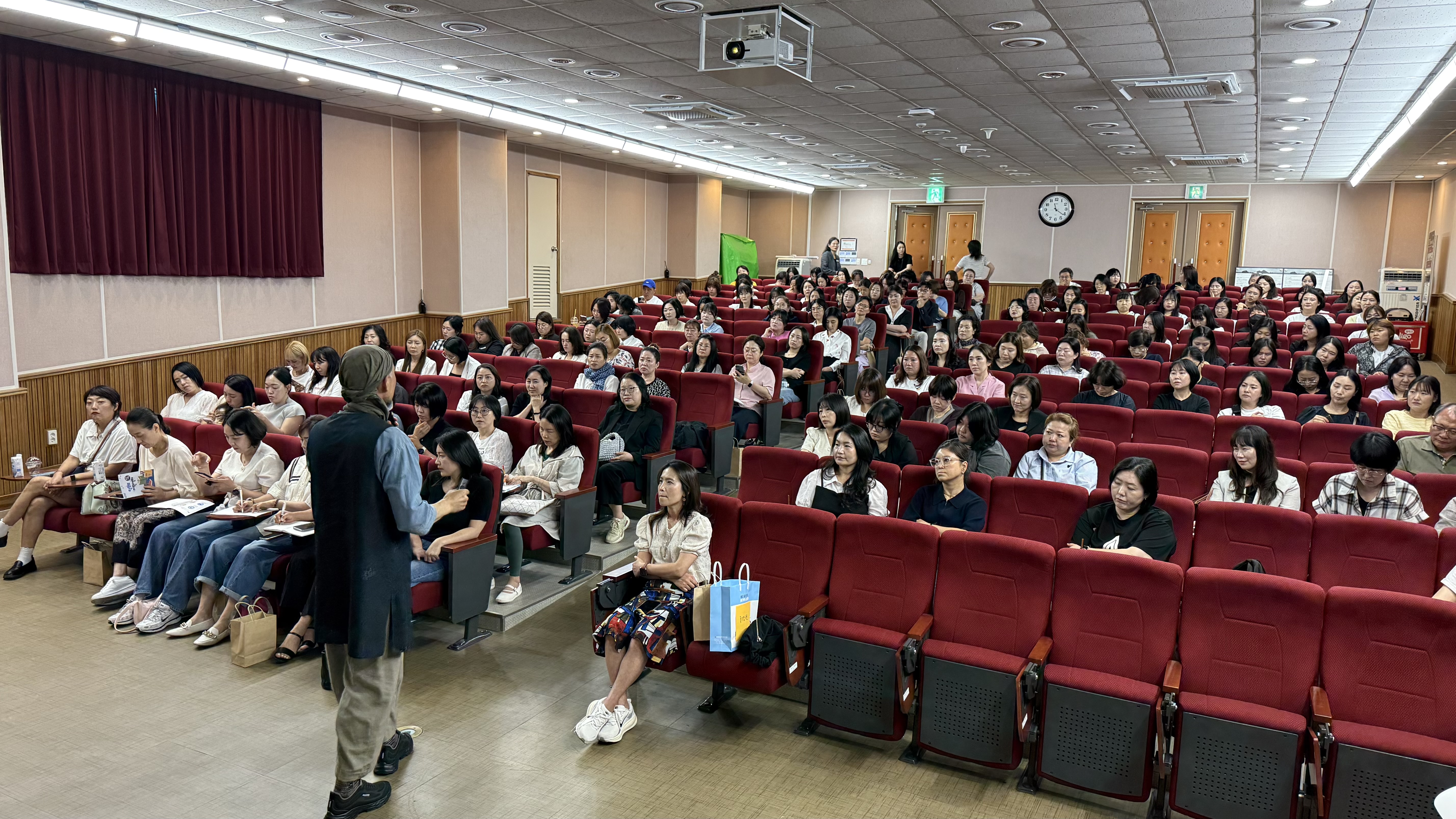 양산교육지원청, '2026. 학부모 대상 인문학 특강 및 지역 학부모회 협의회’ 개최 - 관련이미지4