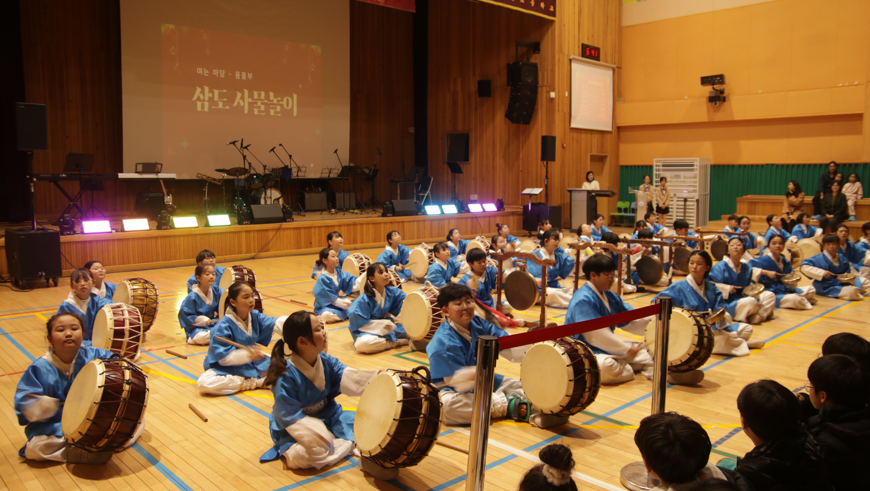   북면초등학교, 학생들의 꿈이 예술로 빛나는 무대 “꿈키움 콘서트” 성황리에 열려~~ - 관련이미지3