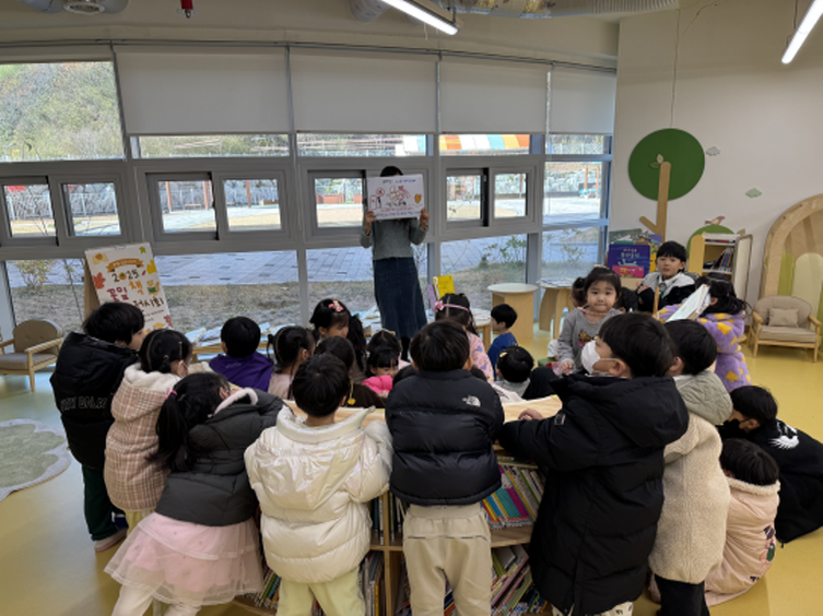 무동꿈유치원, 북적북적 독서주간 운영 - 관련이미지2