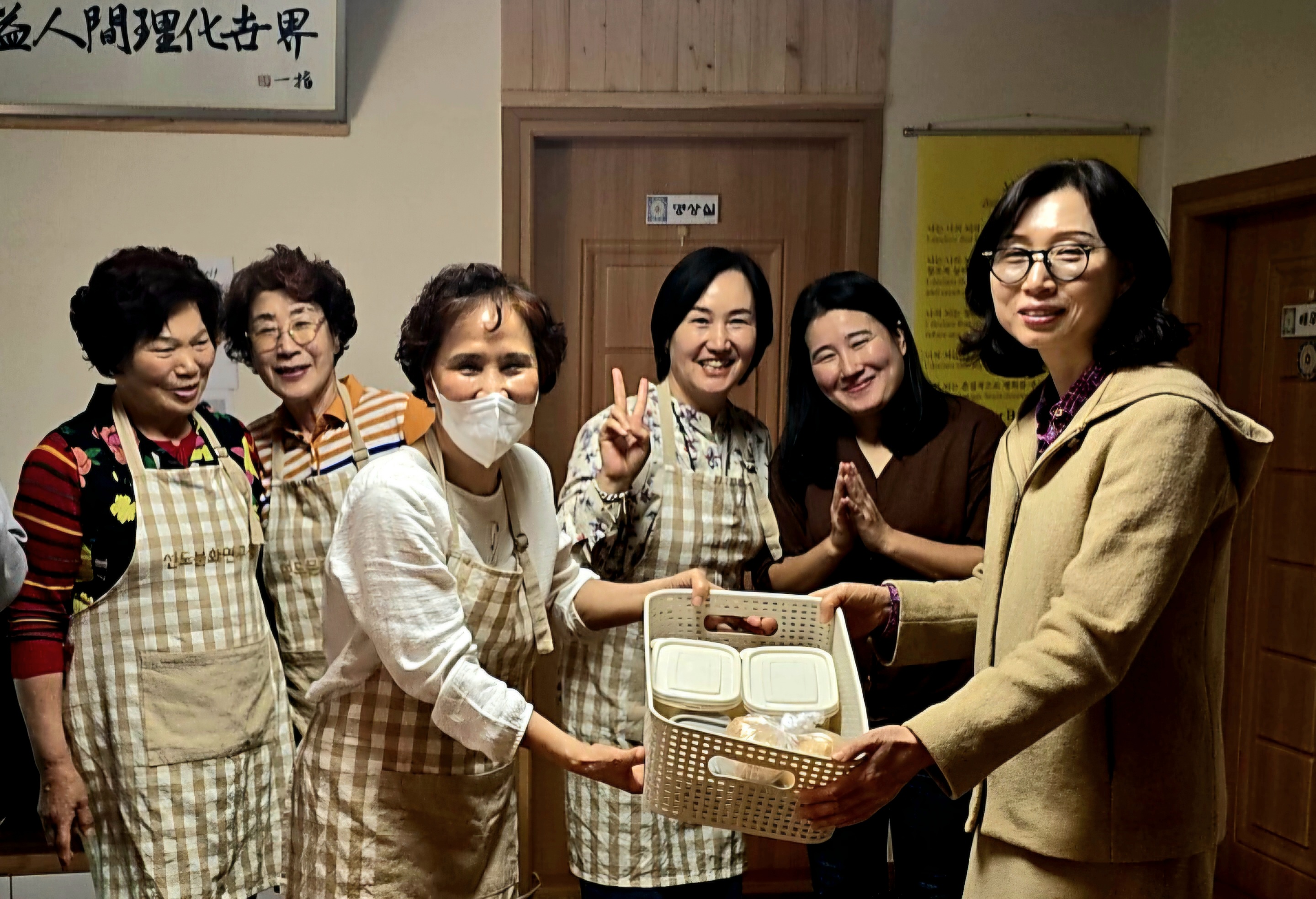 '함께하는 식탁' 전달식 사진.jpg