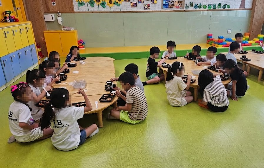 [통영교육지원청] 여름방학 맞벌이가정 급식지원사업 위생·안전 합동점검 실시  - 관련이미지2