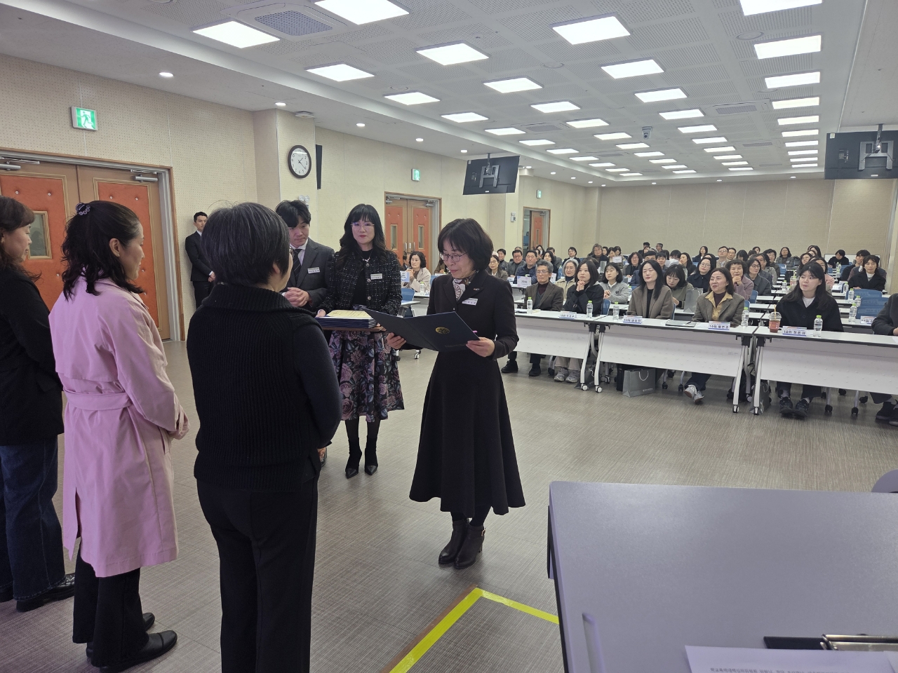 김해교육지원청,‘학교폭력 제로센터(학교폭력 전담조사관, 학교폭력대책심의위원회 위원, 마음회복 지원단 위촉식 및 연수’실시 - 관련이미지1