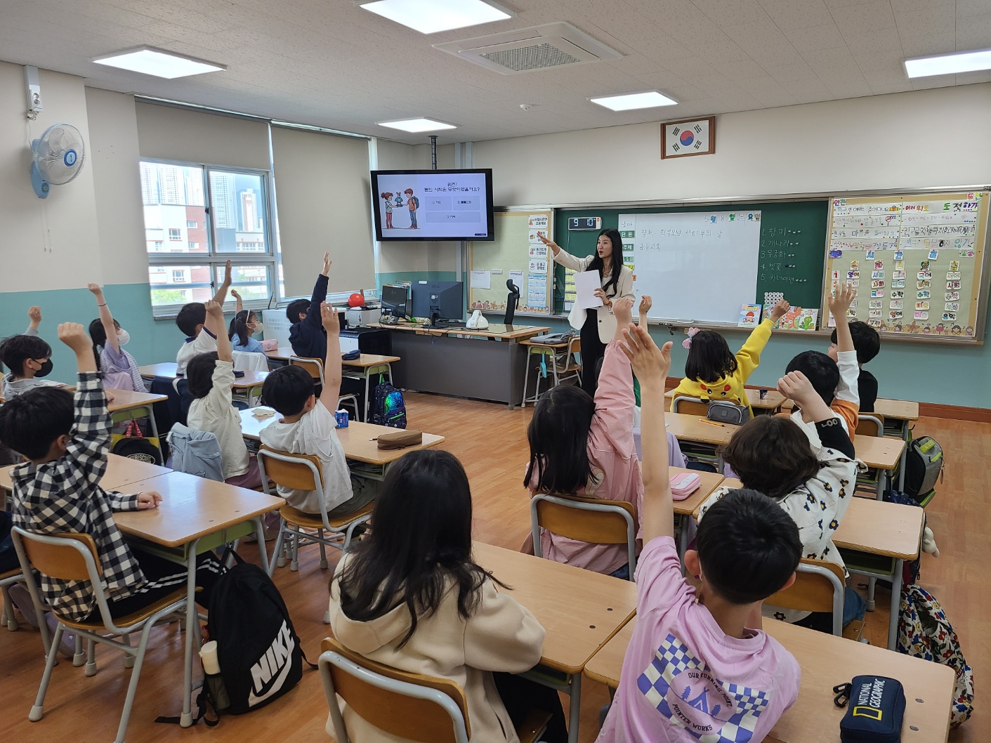 명도초 "학부모 재능 기부의 날" 개최…어버이날 학교와 가정이 함께 만든 특별한 배움의 시간 - 관련이미지2