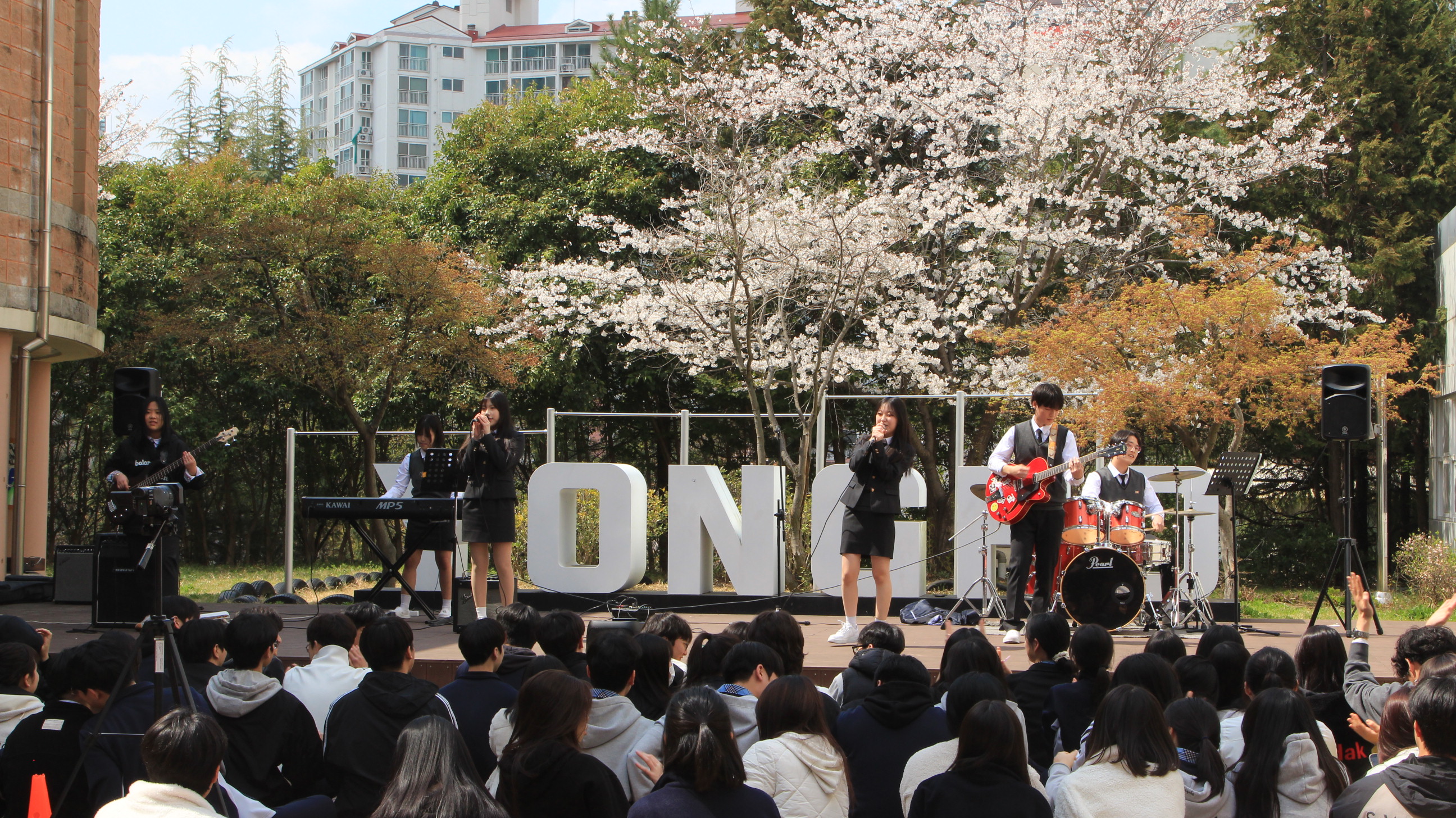 창원용호고, 학생 주도의 '문화 버스킹' 실시 - 관련이미지1