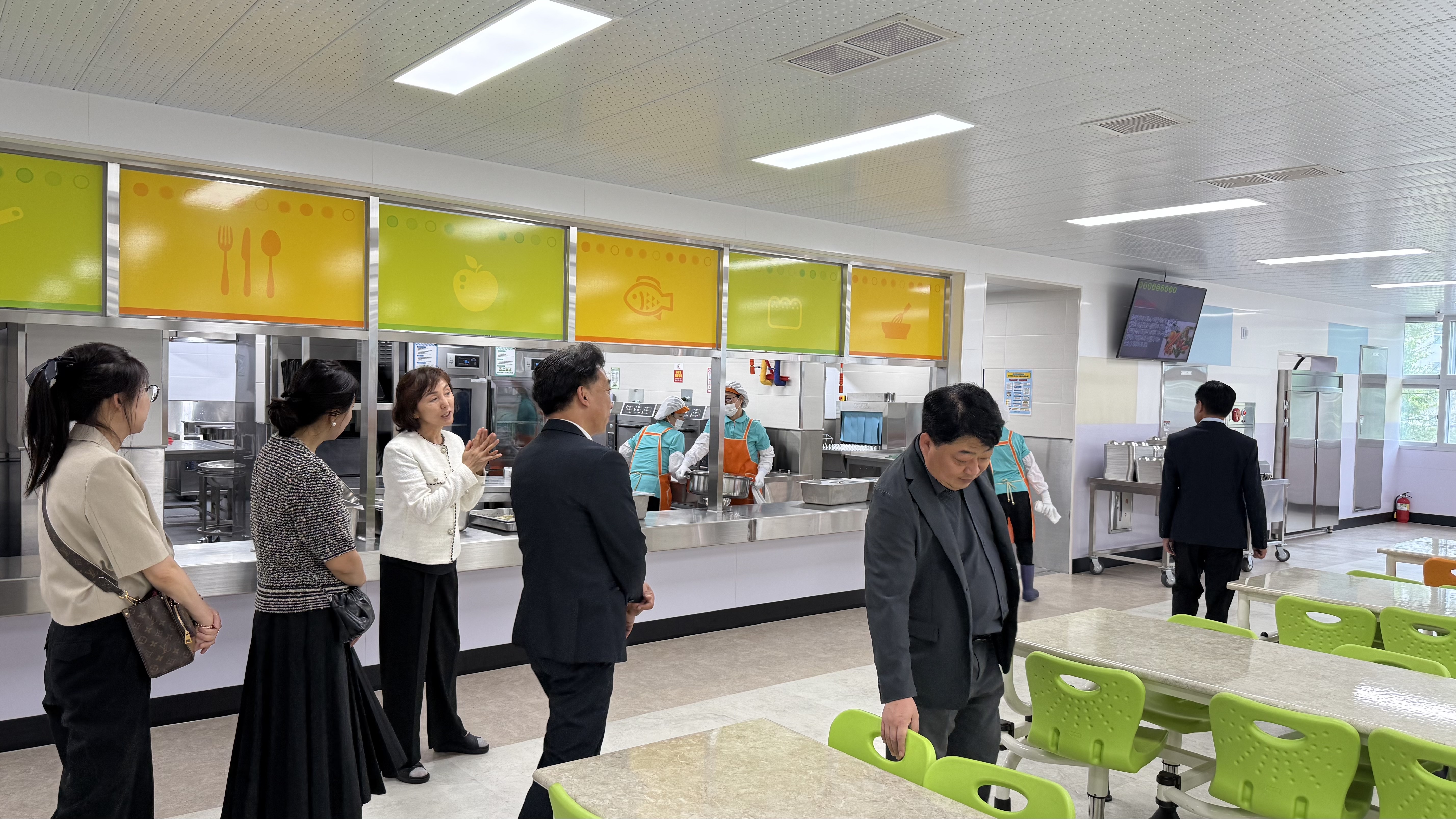통영초, 급식시설 현대화 사업 완료 - 관련이미지2