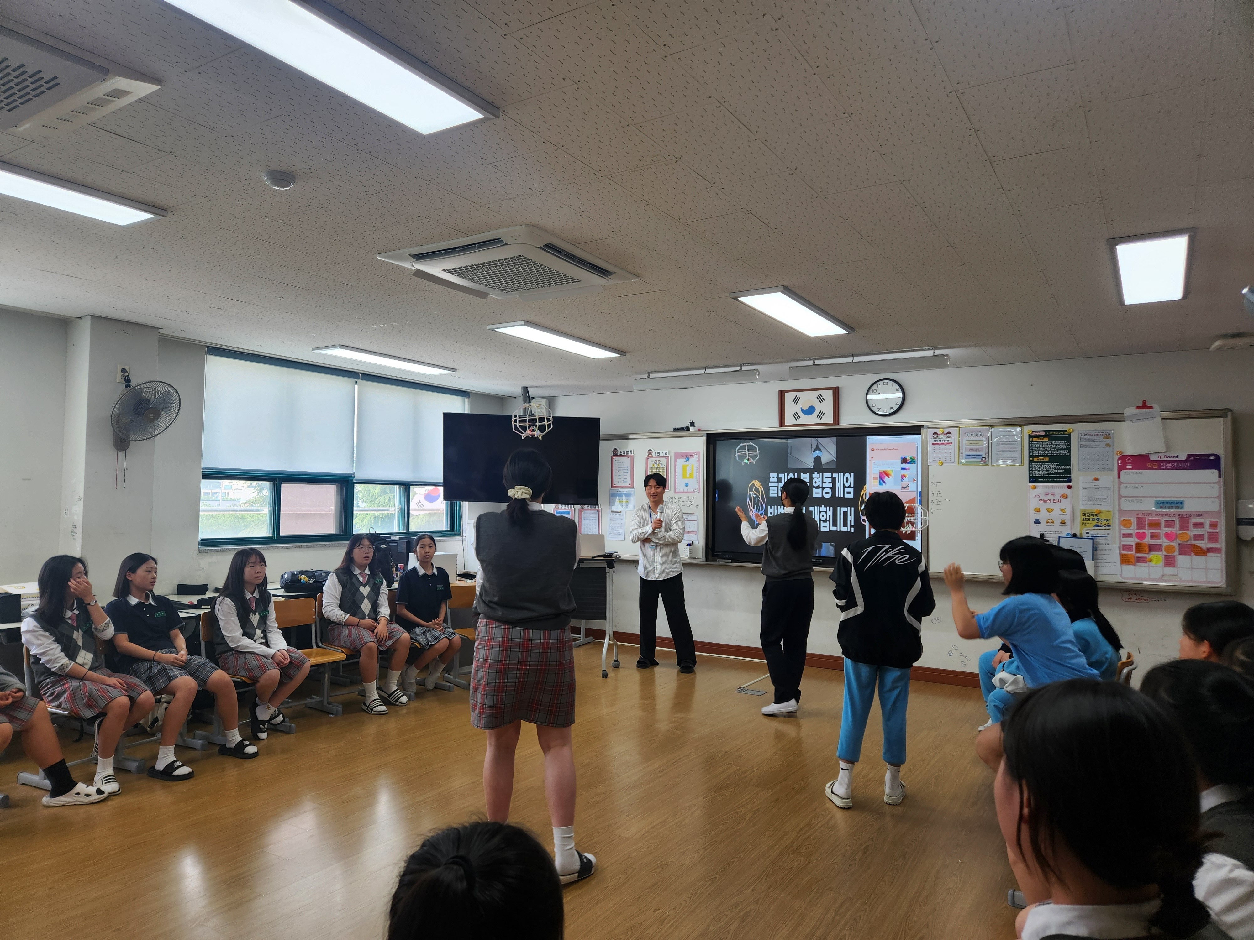 밀양여중, AI 중점학교 운영을 통한 ‘1학년 인공지능 진로캠프’ 개최  - 관련이미지3