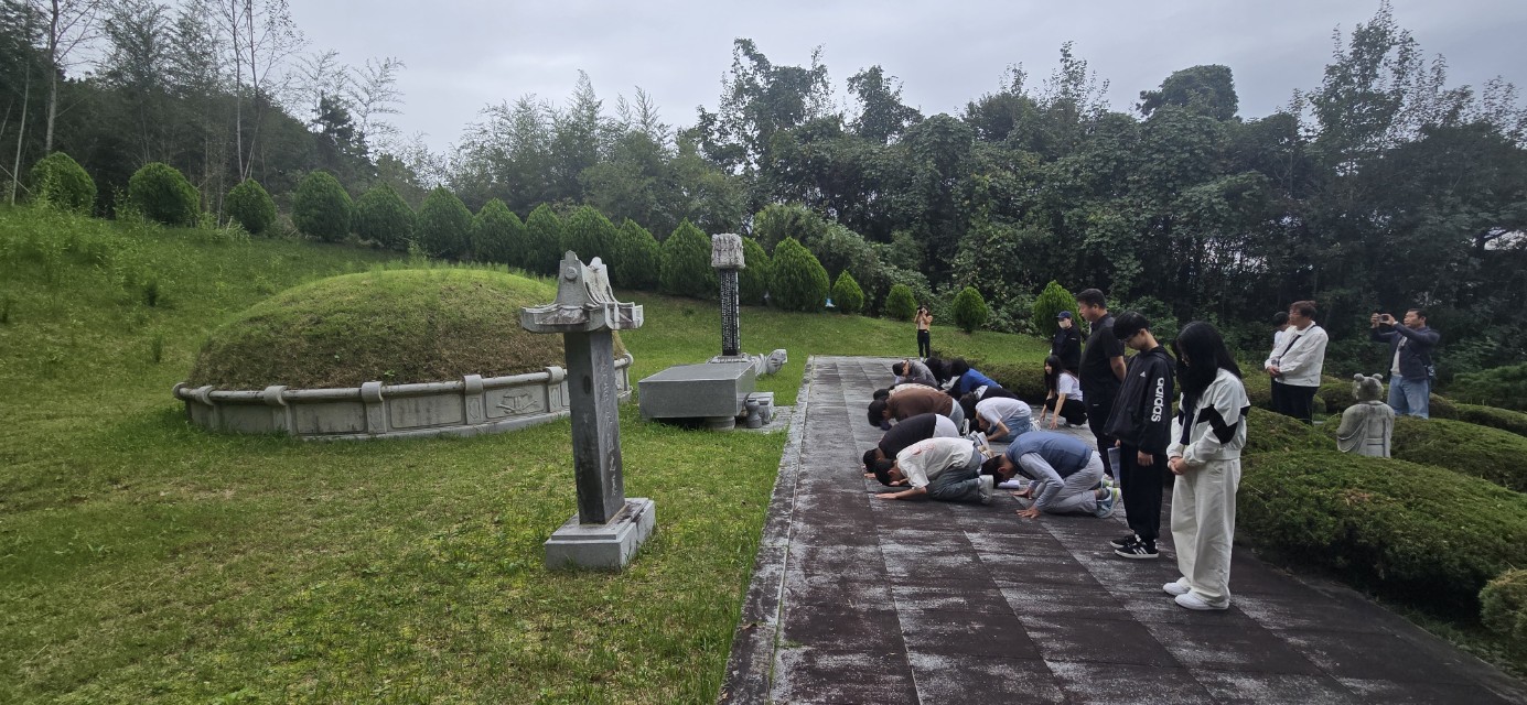 민주학교 곤명중, 광주·남원 의거 유적지 순례 활동 - 관련이미지3