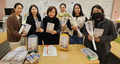 충무여자중학교, 2025. 독서동아리 활동 - 관련이미지2