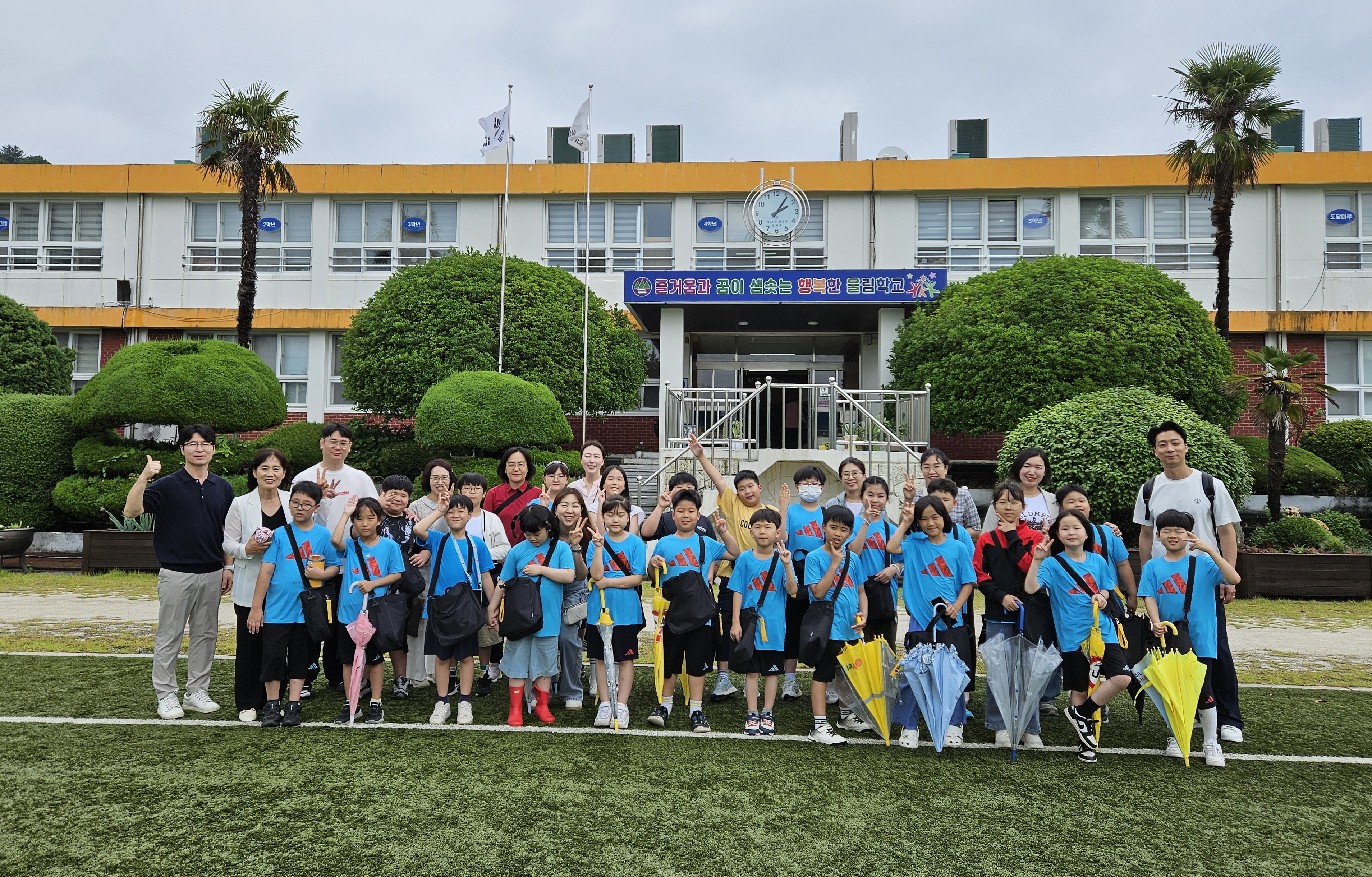 이방초등학교 '학교공간혁신 인사이트 투어' 실시 - 관련이미지4