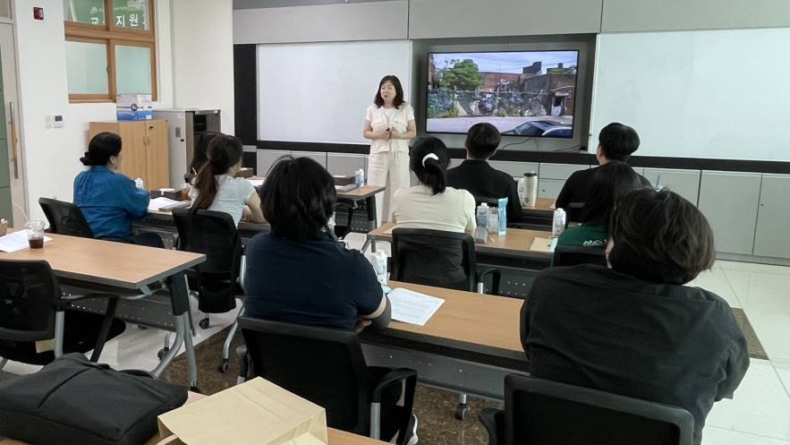 “ 에듀테크·PBL 활용 역량 강화로 수업의 미래를 그리다 ” - 관련이미지3