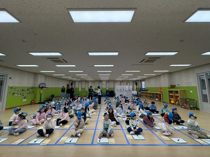 양덕솔빛유치원, 독서골든벨 실시 - 관련이미지1