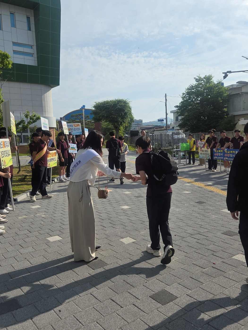 대장부 밀고인의 연합 캠페인 아침 외침 - 관련이미지3