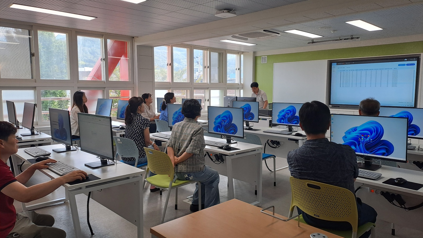 남해정보산업고등학교 학과 재구조화에 따른 수업 혁신  - 관련이미지2
