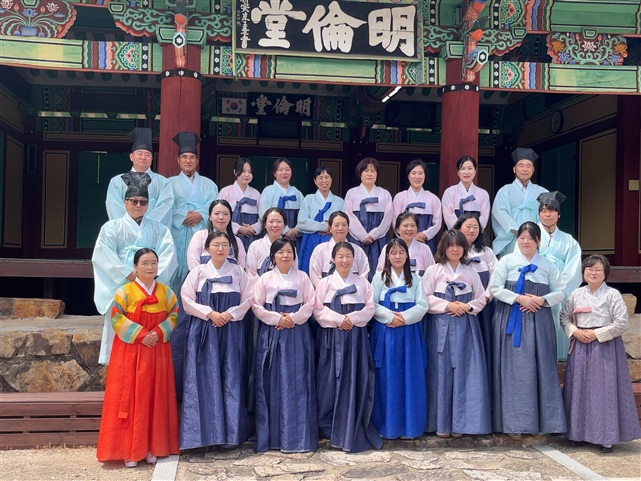 양산여고, 지역사회와 연계한 전문적 학습공동체 활동 ＇다도 체험 프로그램＇ 성료 - 관련이미지1