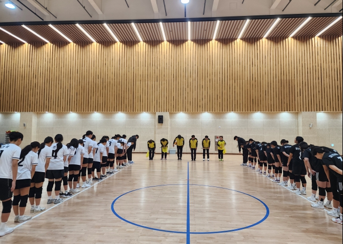 마산무학여중, 피구동아리 '무학스피릿'  전국학교스포츠클럽축전 여중부 피구 5연패 달성!! - 관련이미지3